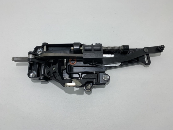 2004-2010 E64 BMW 6 Series Passenger Convertible Top Latch / M6001