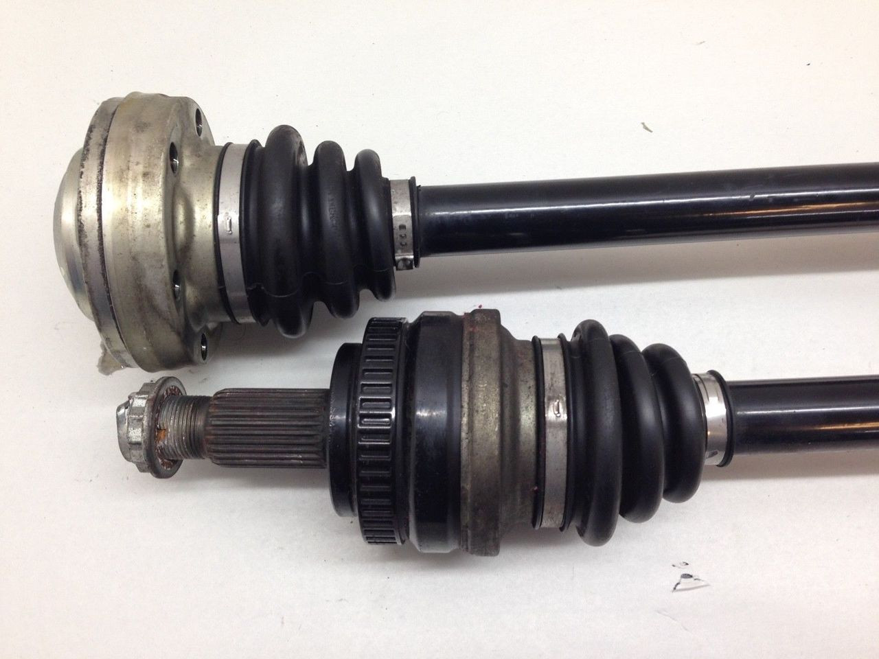 2006-2008 E85 BMW Z4 Axles / Halfshaft Assemblies, Pair, Automatic, 84k Z4008 - Image 4