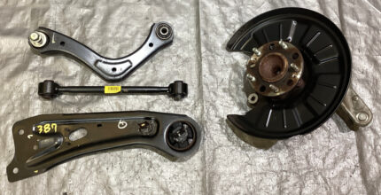 2019-2020 Hyundai Veloster N Passenger Rear Trailing Arm Knee w/ Hub / 30K HV006