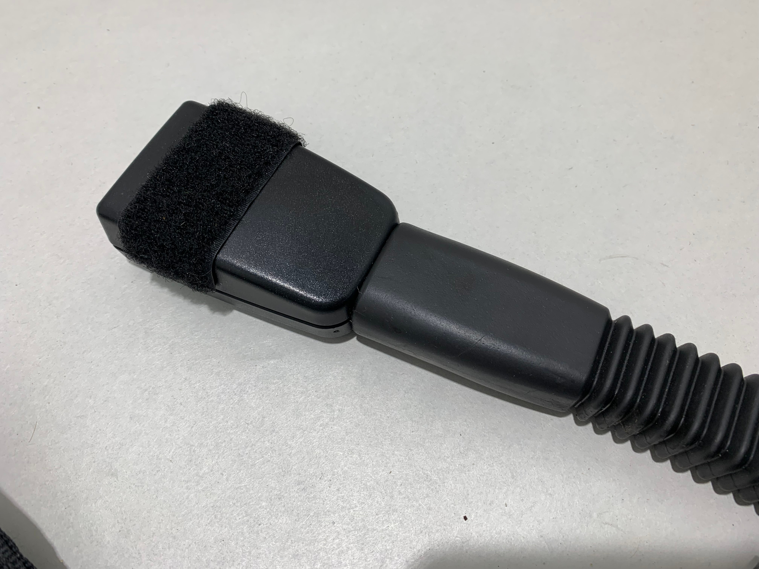 2009-2016 BMW E89 Z4 Passenger Seat Belt w/ Pretensioner Buckle / OEM / Z4906 - Image 9
