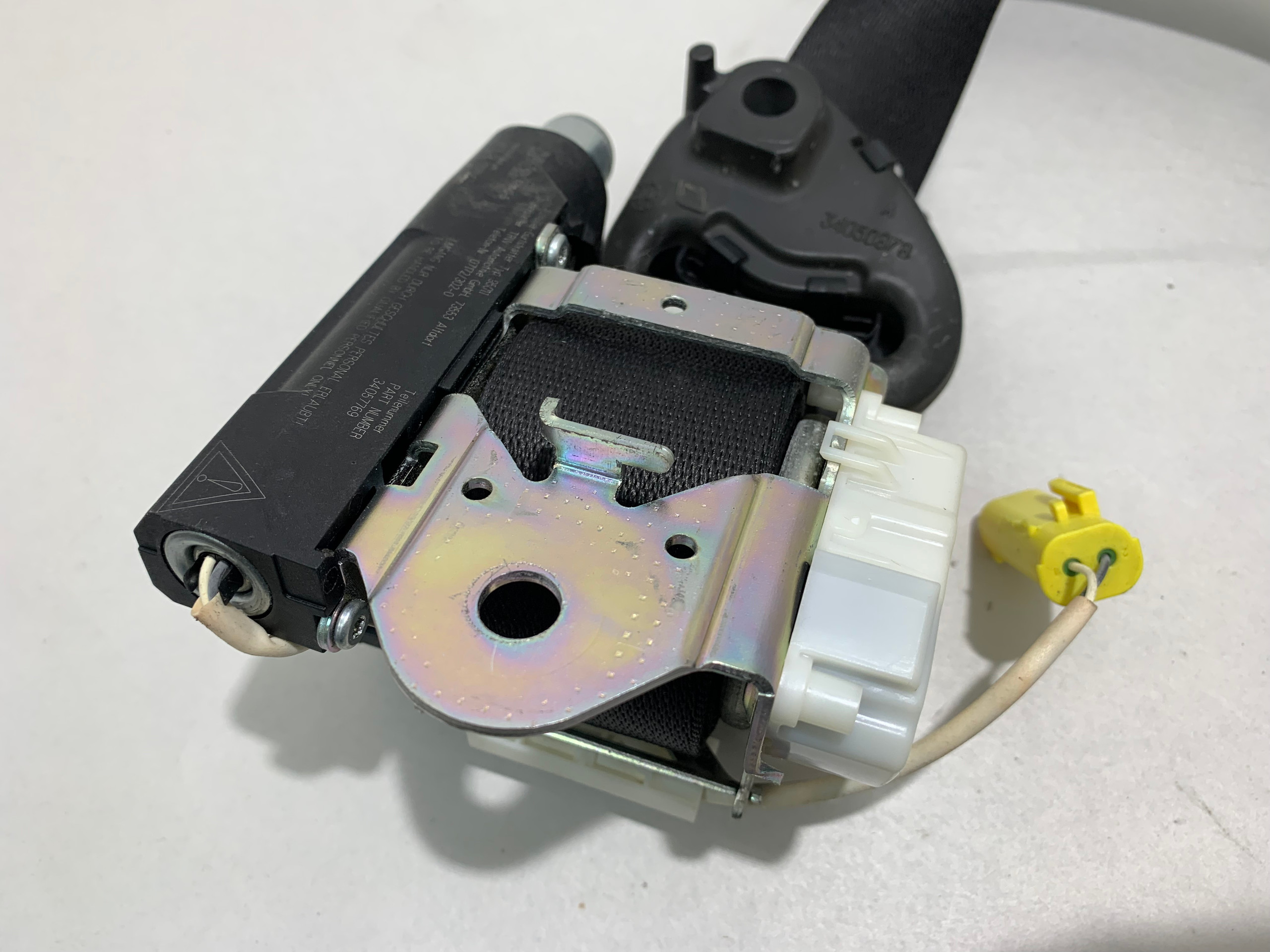 2009-2016 BMW E89 Z4 Passenger Seat Belt w/ Pretensioner Buckle / OEM / Z4906 - Image 3