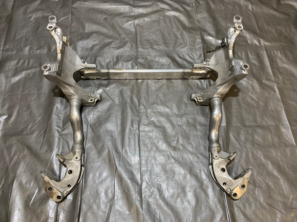 2017-2020 Porsche Macan Base 2.0 Front Subframe Crossmember / 67K PM002