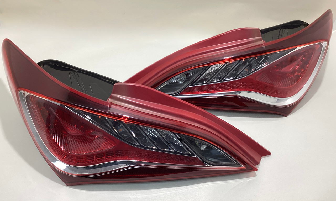 2013-2016 Hyundai Genesis Coupe OEM Tail Lights / Pair / HG030