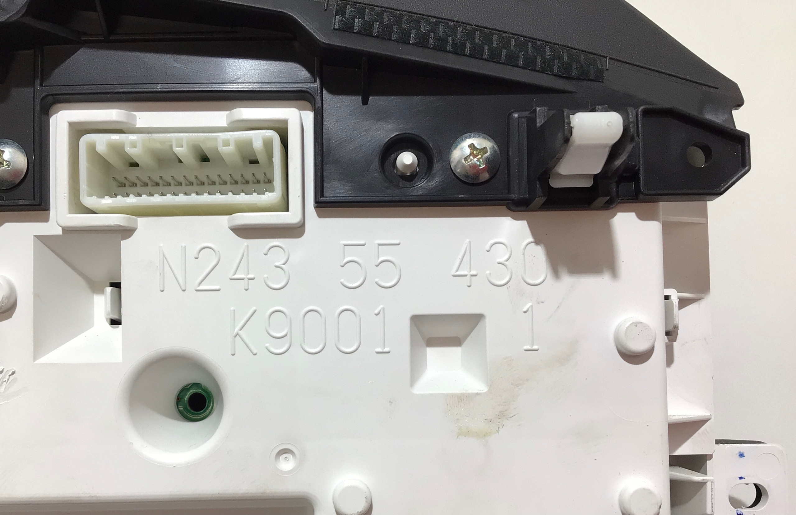 2017-2020 Fiat 124 Spider Classica / Lusso Instrument Gauge Cluster / 64K FD016 - Image 8