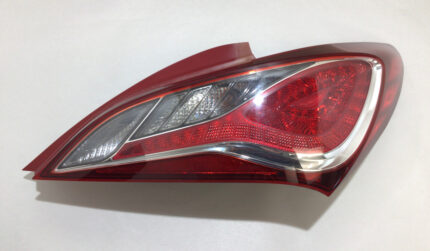 2013-2016 Hyundai Genesis Coupe Passenger Side Tail Light Assembly / OEM / HG018