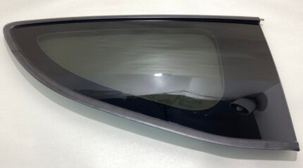 2010-2016 Hyundai Genesis Coupe Passenger Rear Quarter Glass Panel / OEM /   HG031