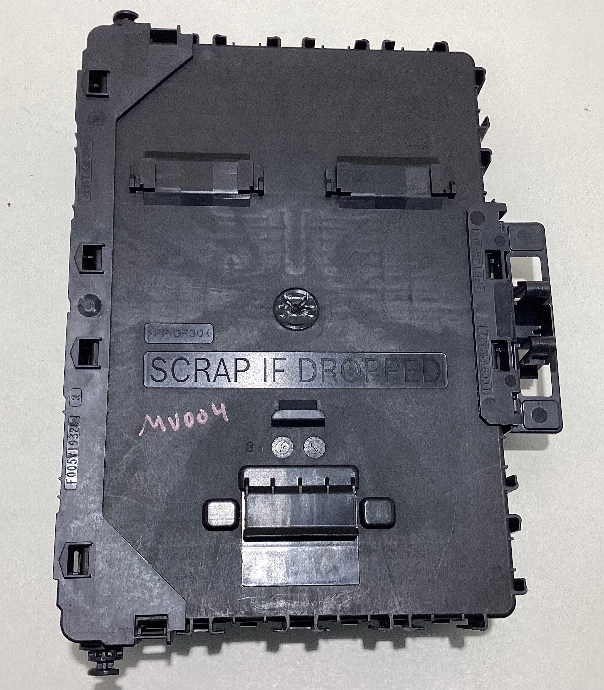 2022-2023 Ford Maverick XLT 2.0l Body Control Module Fuse Box / MU5T15604FCFR / MV004 - Image 5