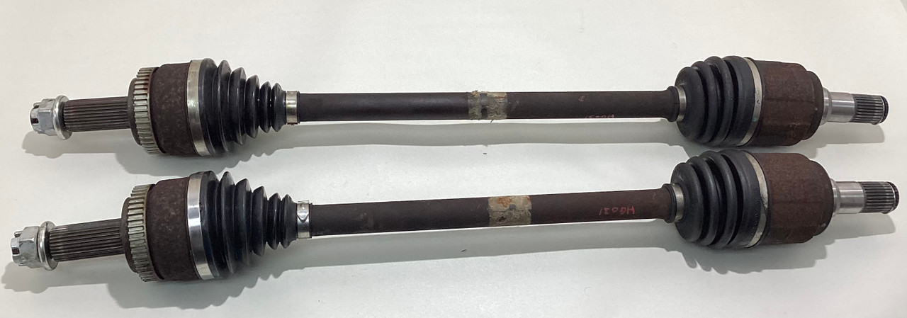 2010-2012 Hyundai Genesis Coupe Rear Axle Half Shafts / Pair / Automatic / 77K HG031
