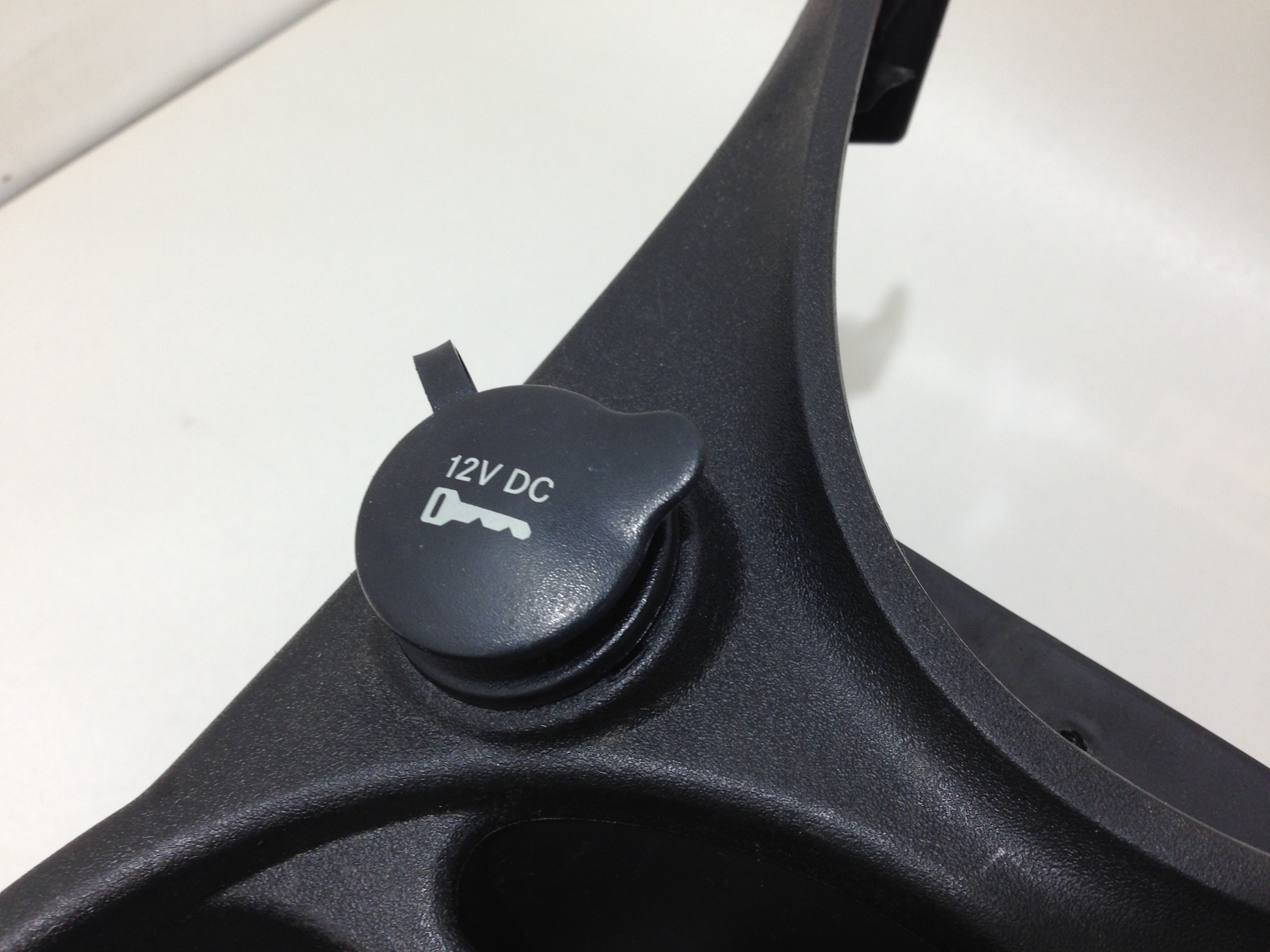 2012-2013 Fiat 500 Abarth Center Console Assembly / F5004 - Image 12