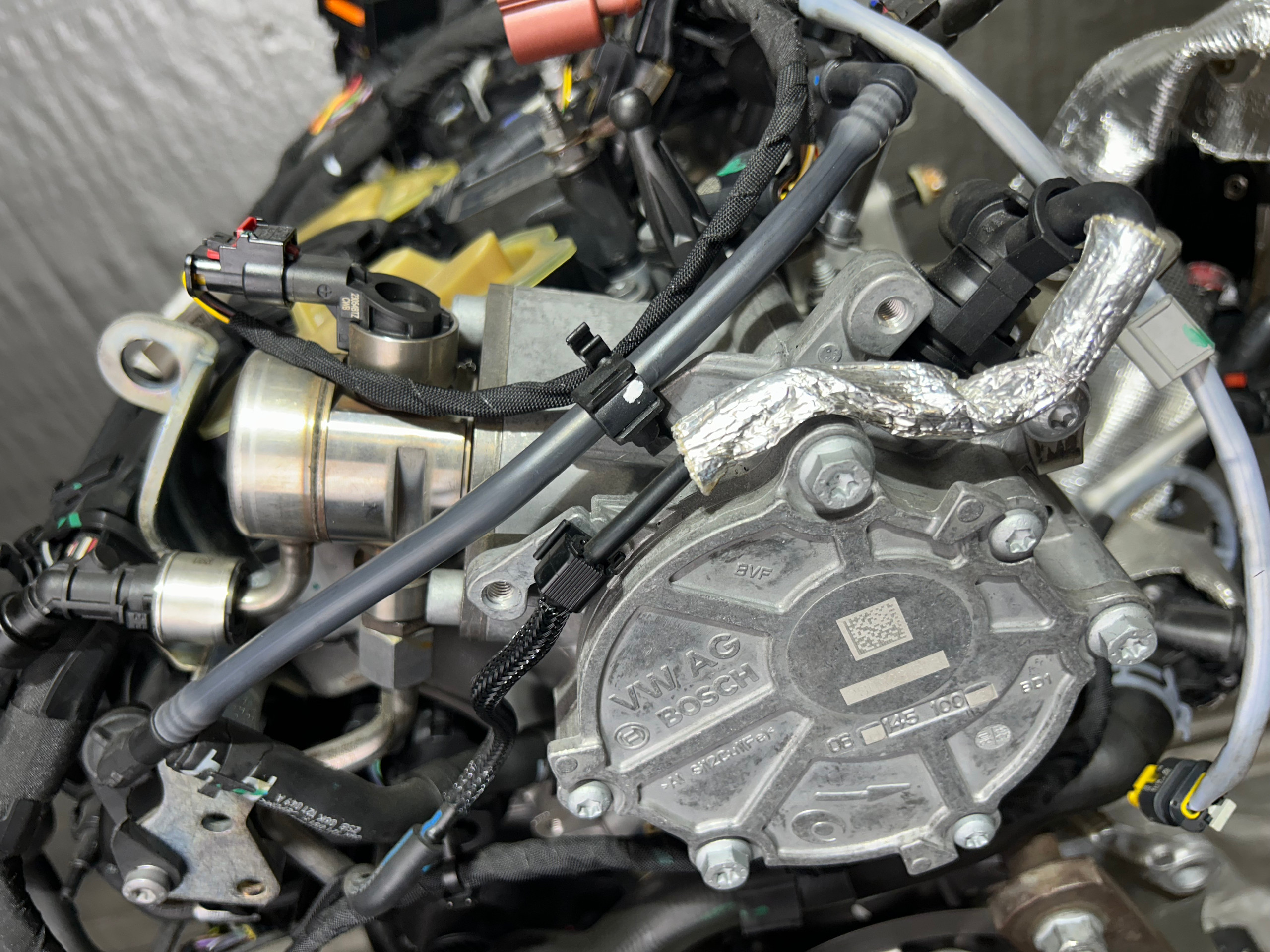2022-2025 Volkswagen MK8 Golf R 2.0l Engine Long Block / DSFA / 19K M8R01 - Image 24