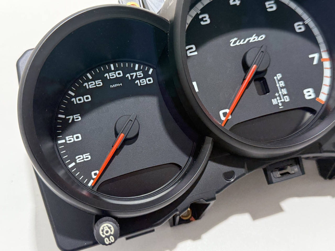 2015-2016 Porsche Macan Turbo Instrument Gauge Cluster / 95B920902AE6N3 - Image 3