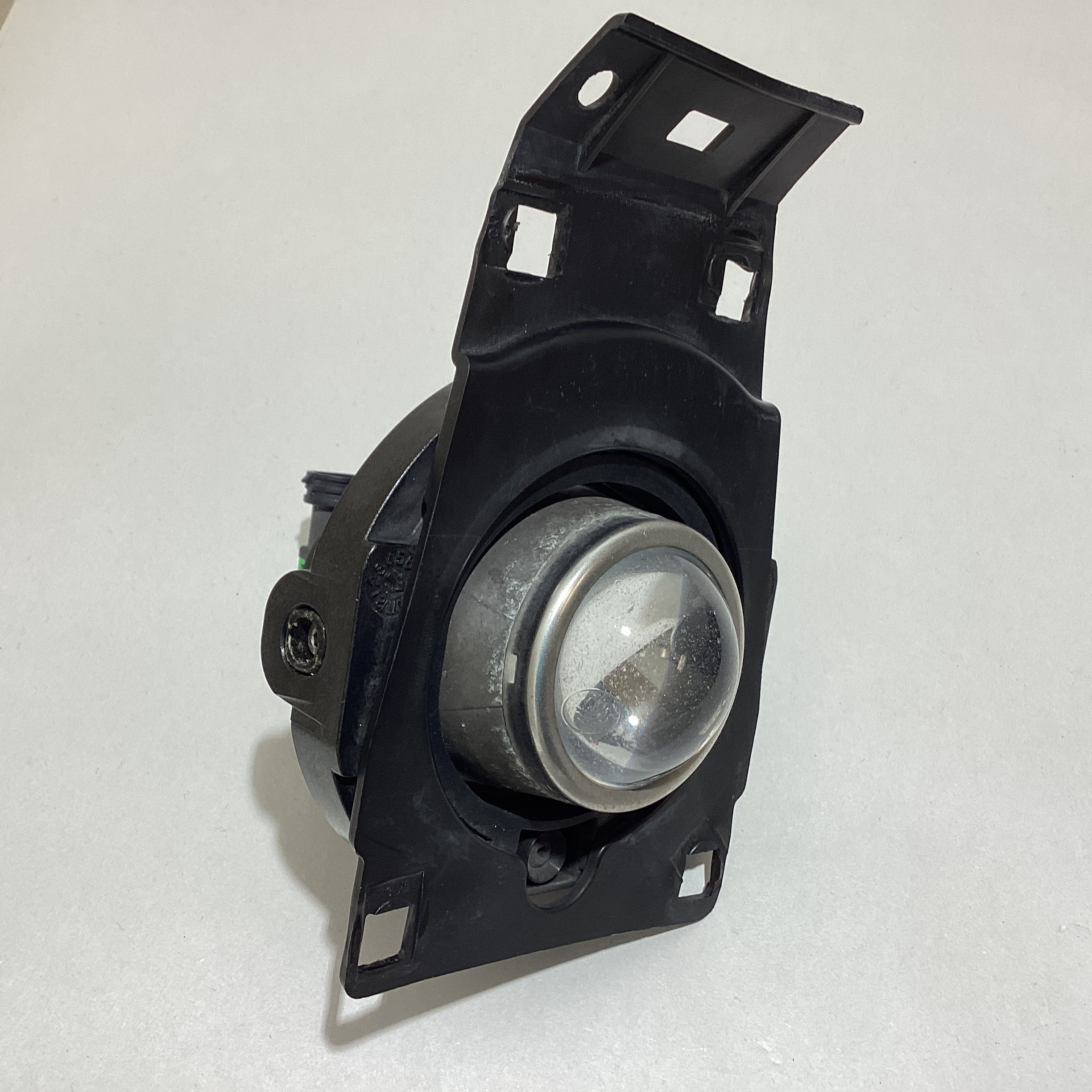 2012-2015 Fiat 500 Abarth Driver Side Fog Light w/ Bracket / F5015 - Image 5