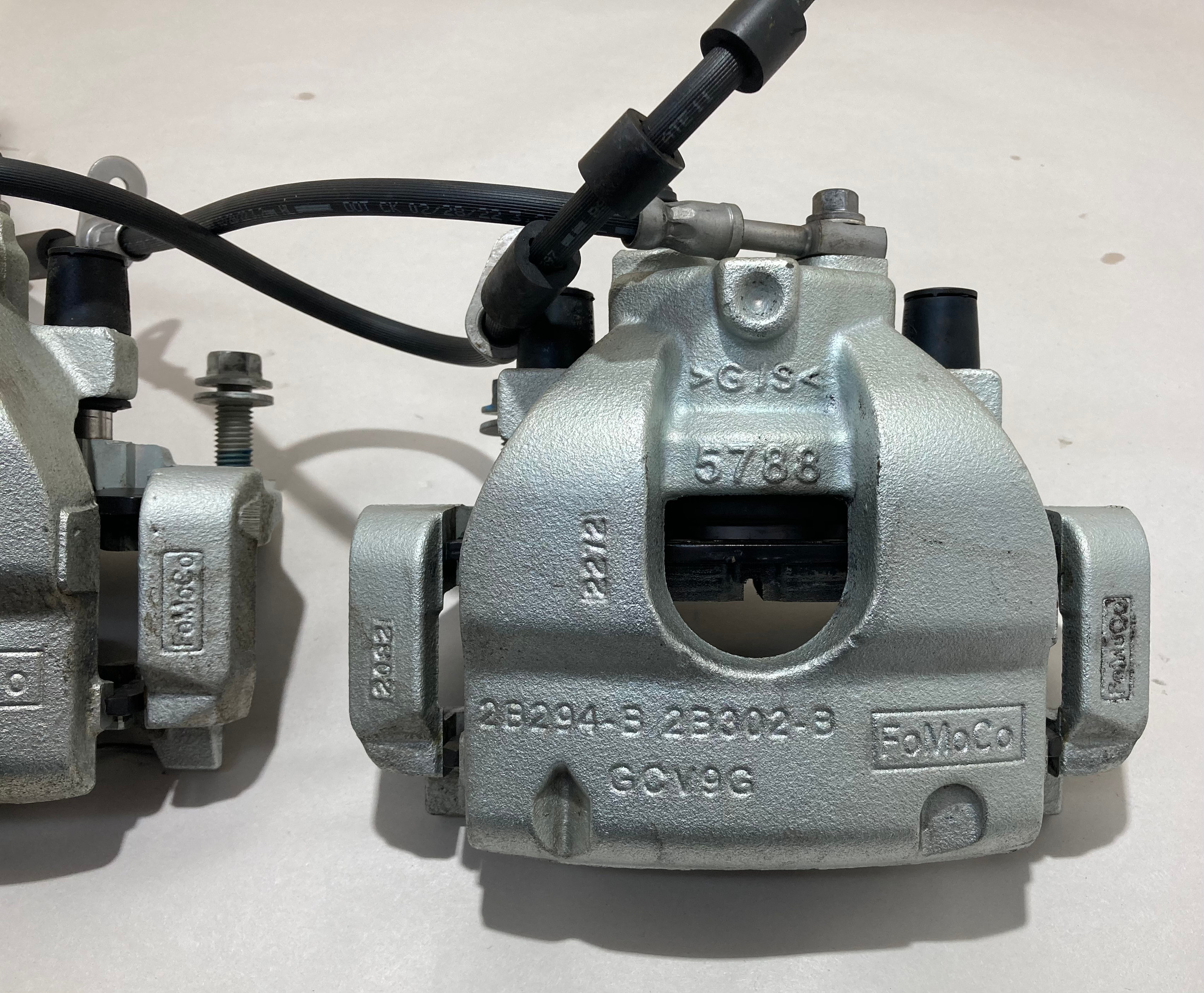 2022-2023 Ford Maverick Front Brake Calipers / Pair / OEM / 16K MV001 - Image 8