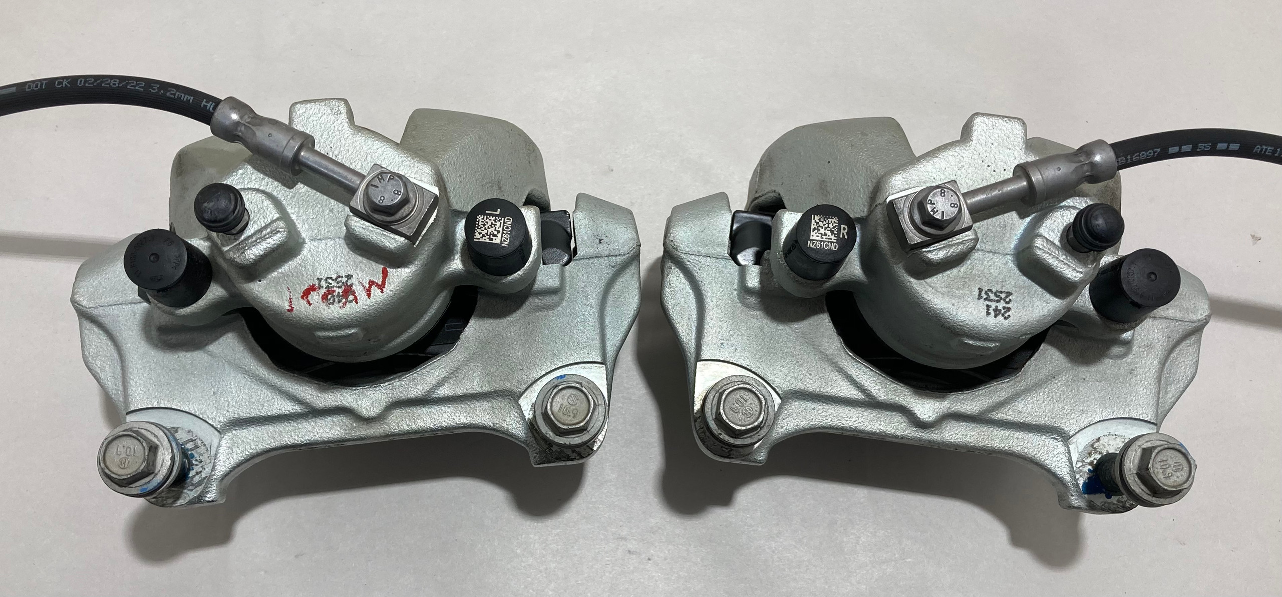 2022-2023 Ford Maverick Front Brake Calipers / Pair / OEM / 16K MV001 - Image 6