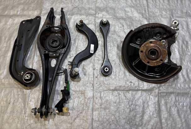 2015-2020 Audi A3 Quattro S3 RS3 Driver Rear Spindle Hub w/ Control Arms / 66K S3108