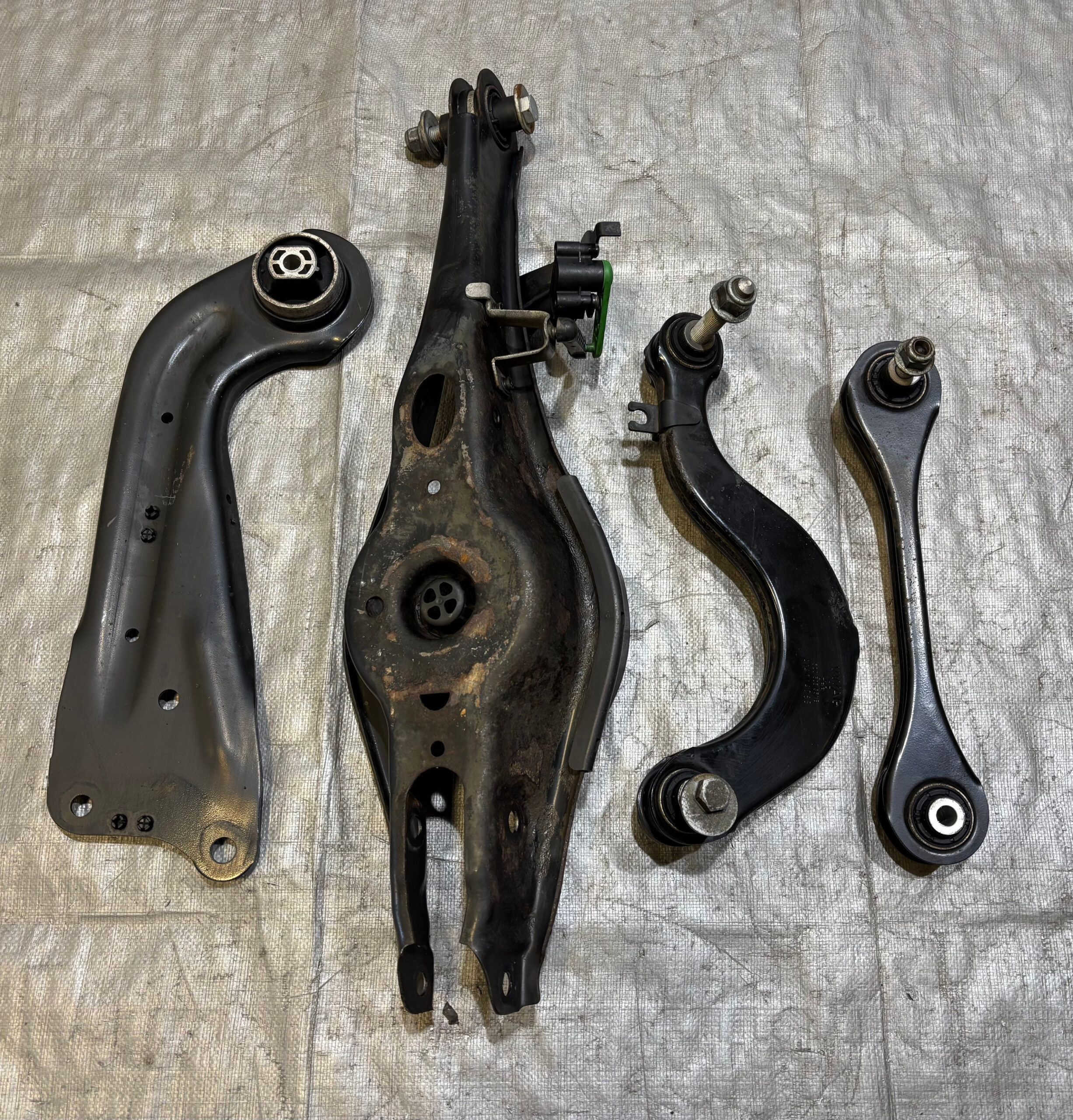 2015-2020 Audi A3 Quattro S3 RS3 Driver Rear Spindle Hub w/ Control Arms / 66K S3108 - Image 8