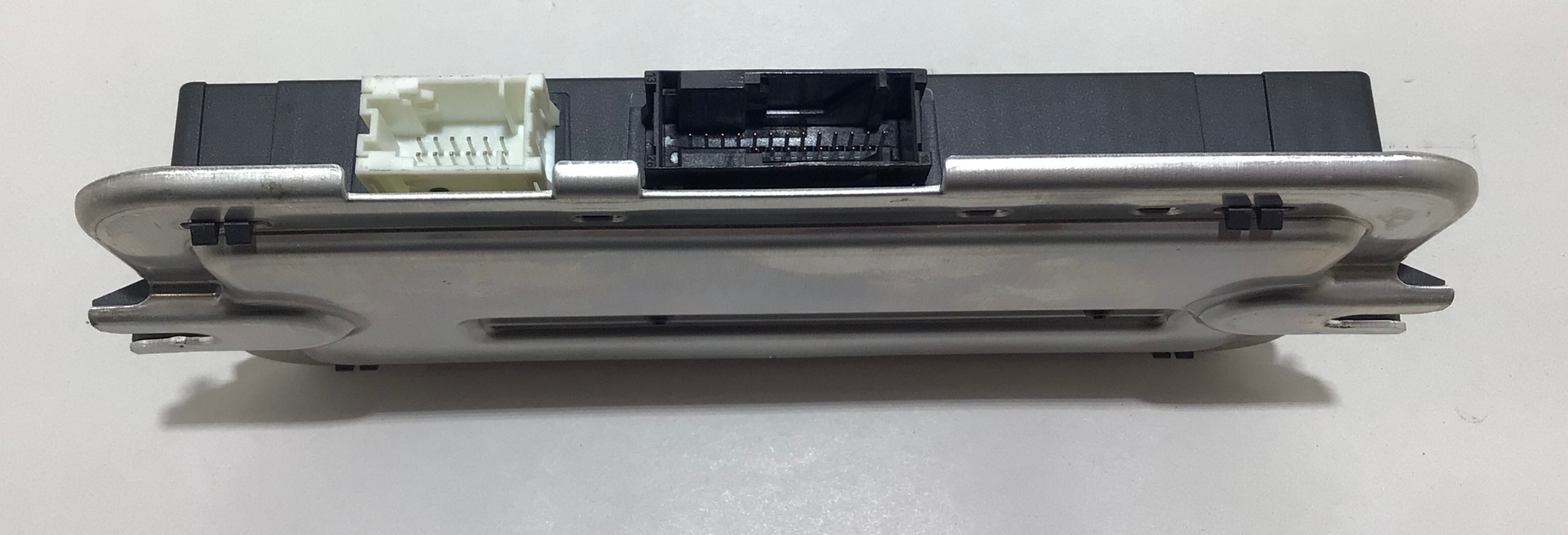 2012-2019 F13 BMW M6 Coupe Footwell Light Control Module / 61359273630 / M6202 - Image 4