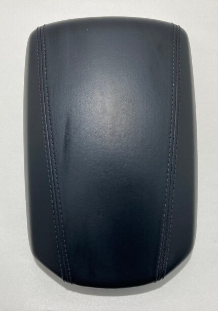 2013-2016 Hyundai Genesis Coupe Black Leather Console Lid /   HG028