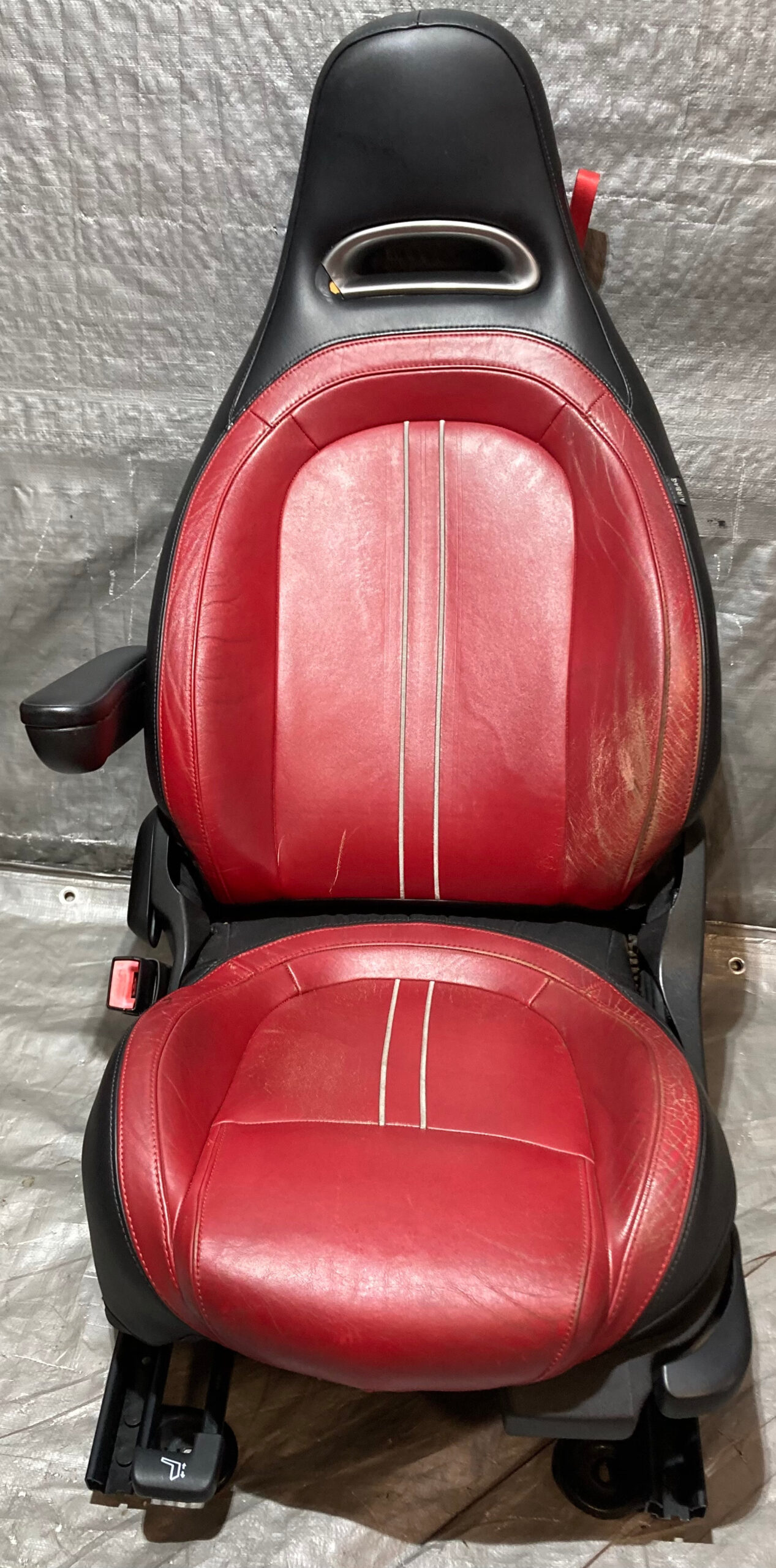 2012-2013 Fiat 500 Abarth Black / Red Leather Front Seats / Pair - Image 3