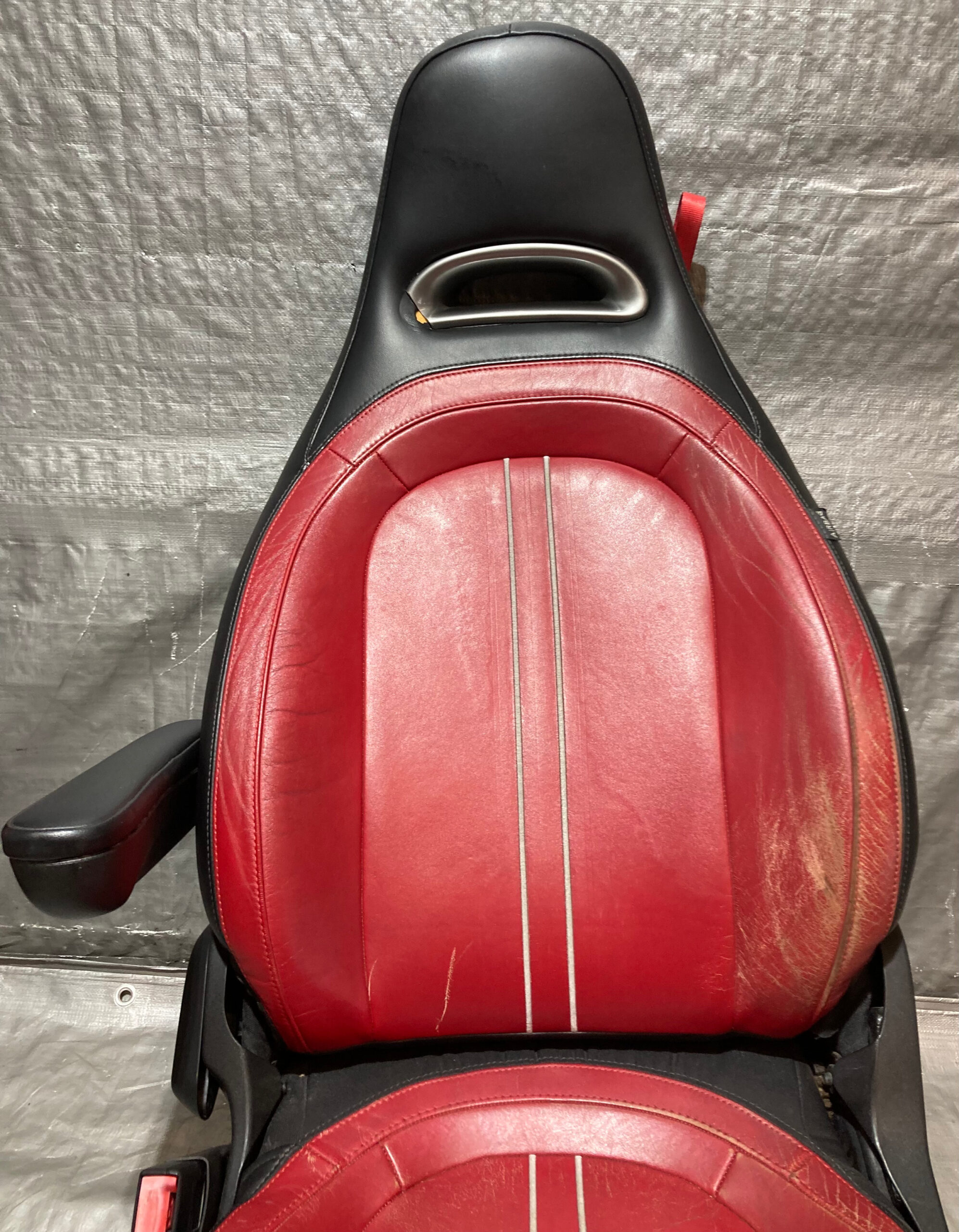 2012-2013 Fiat 500 Abarth Black / Red Leather Front Seats / Pair - Image 4