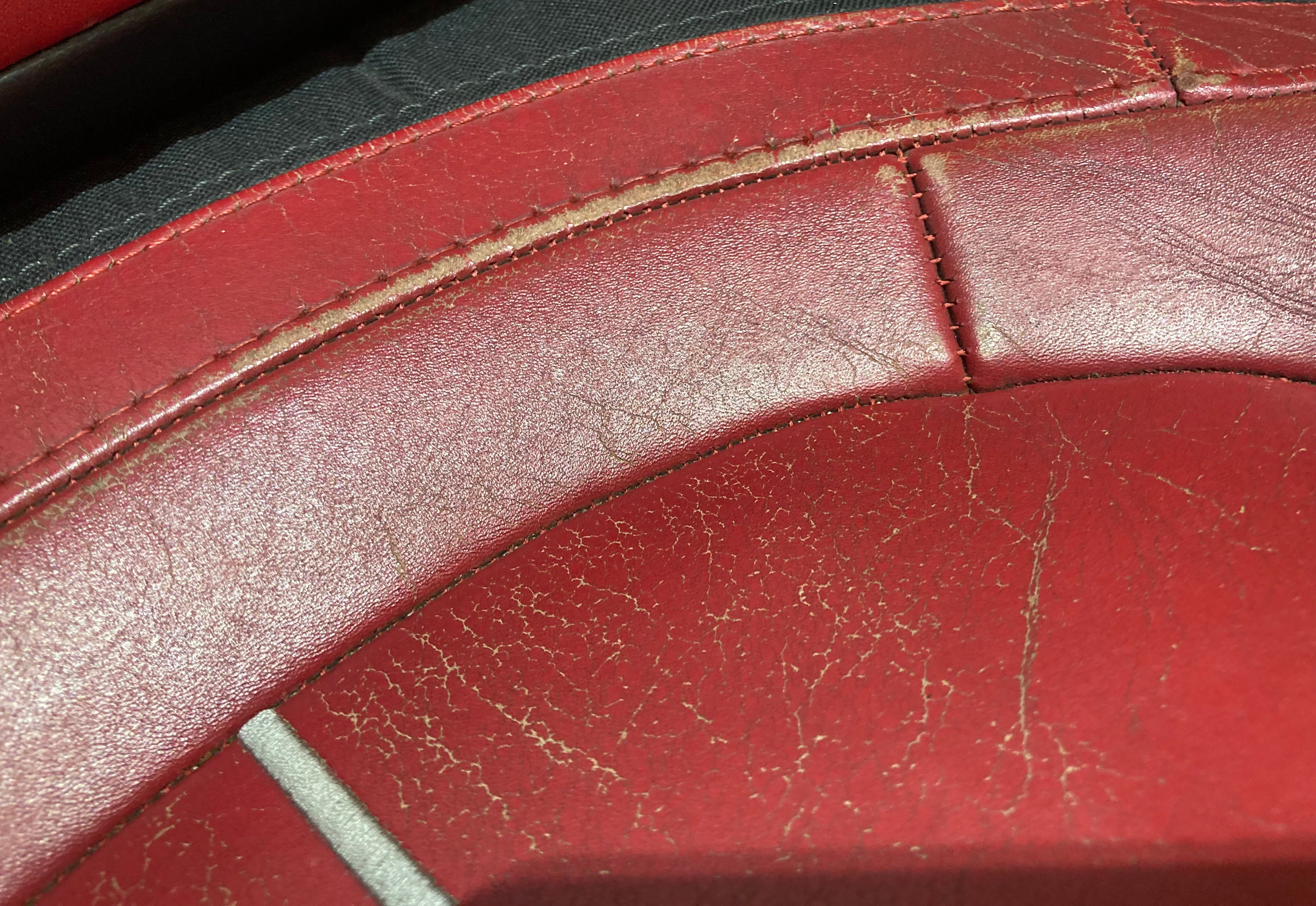 2012-2013 Fiat 500 Abarth Black / Red Leather Front Seats / Pair - Image 18