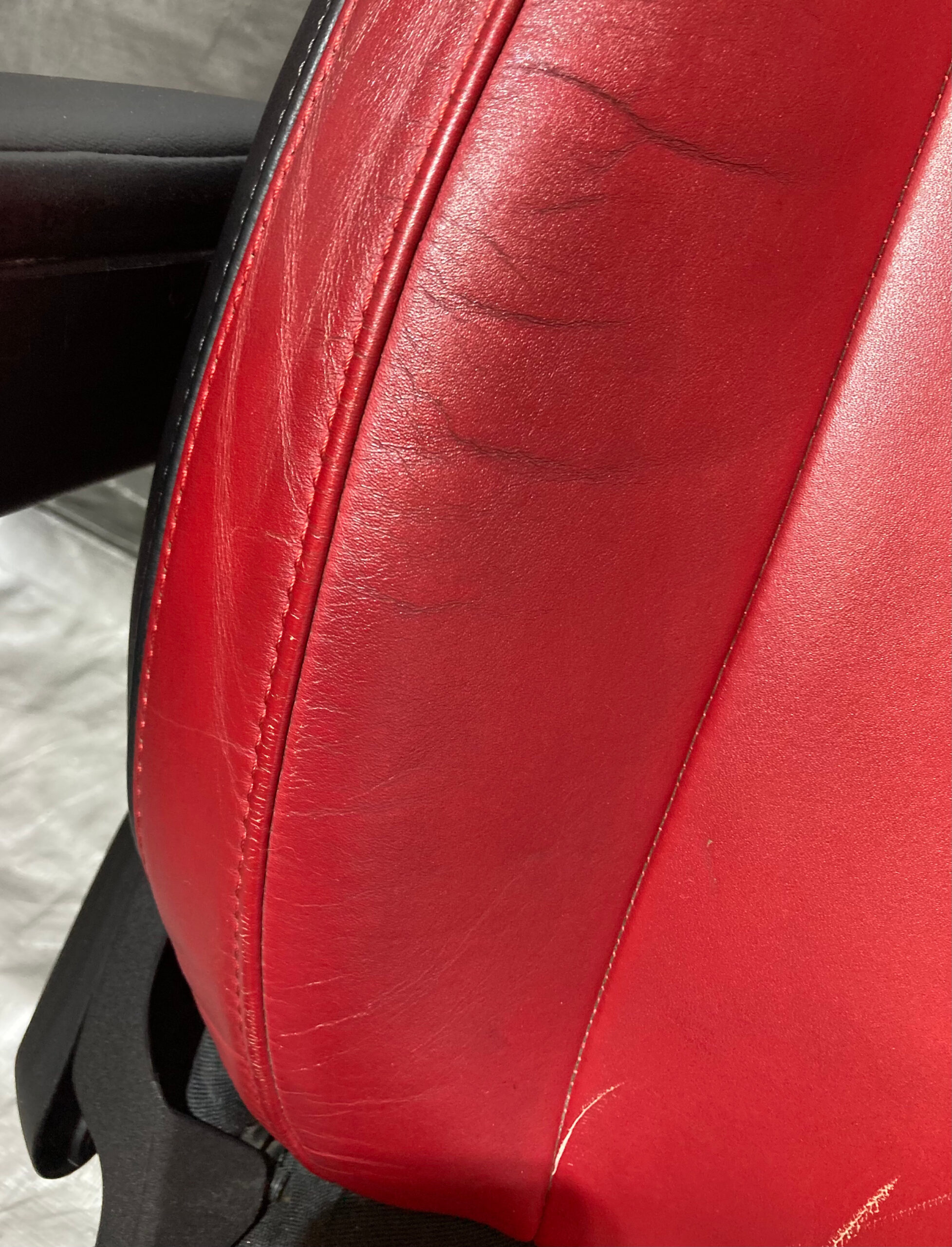 2012-2013 Fiat 500 Abarth Black / Red Leather Front Seats / Pair - Image 24