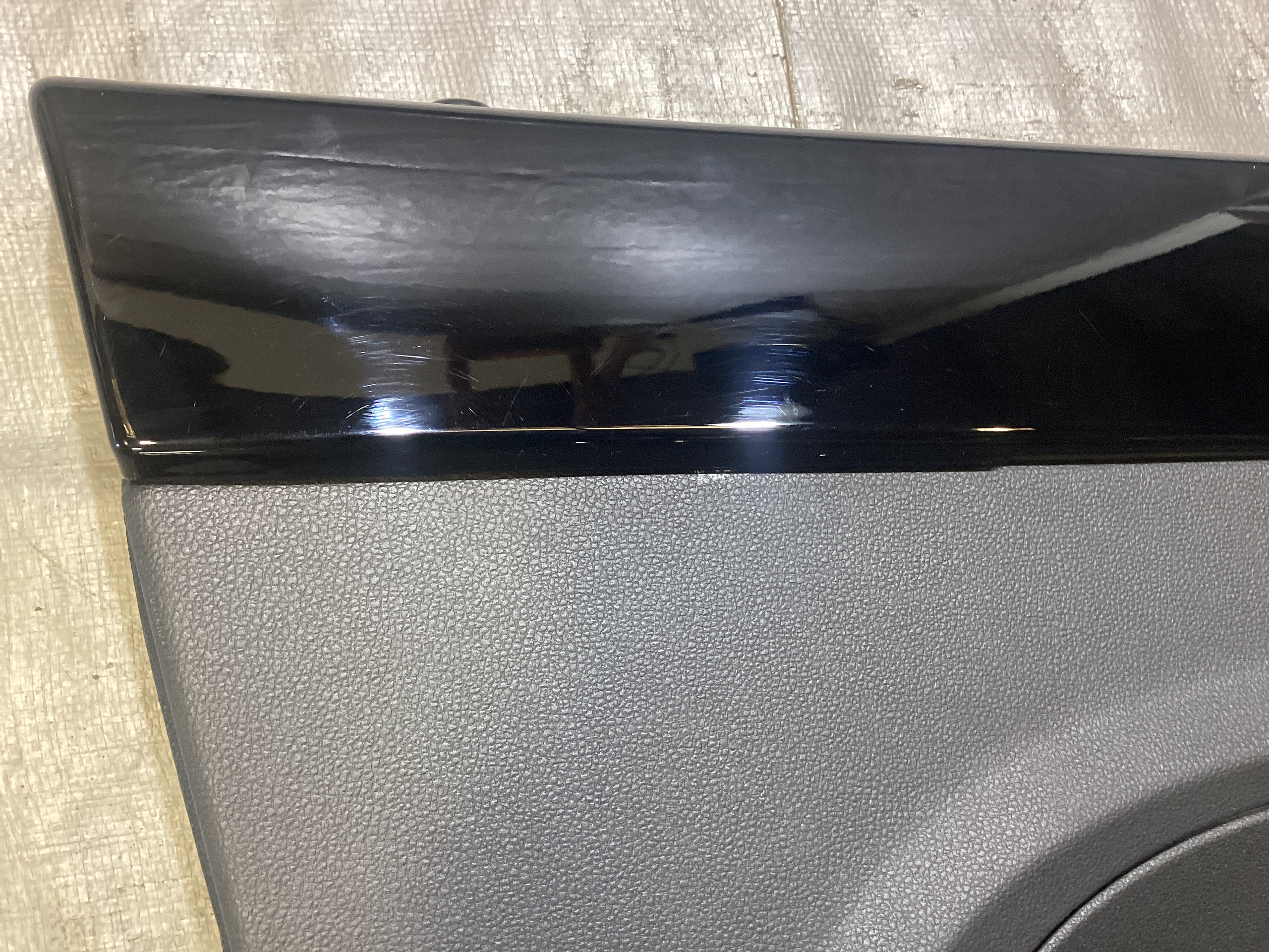 2012-2019 Volkswagen Beetle Interior Door Panels / Pair / Piano Black / Leatherette / VB011 - Image 8