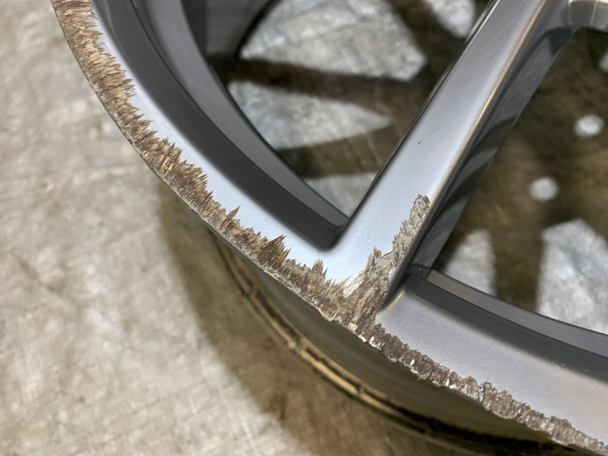 *DAMAGED* 2015-2017 Volkswagen MK7 Golf R 19" Pretoria Wheel Rim / M7R03 - Image 8