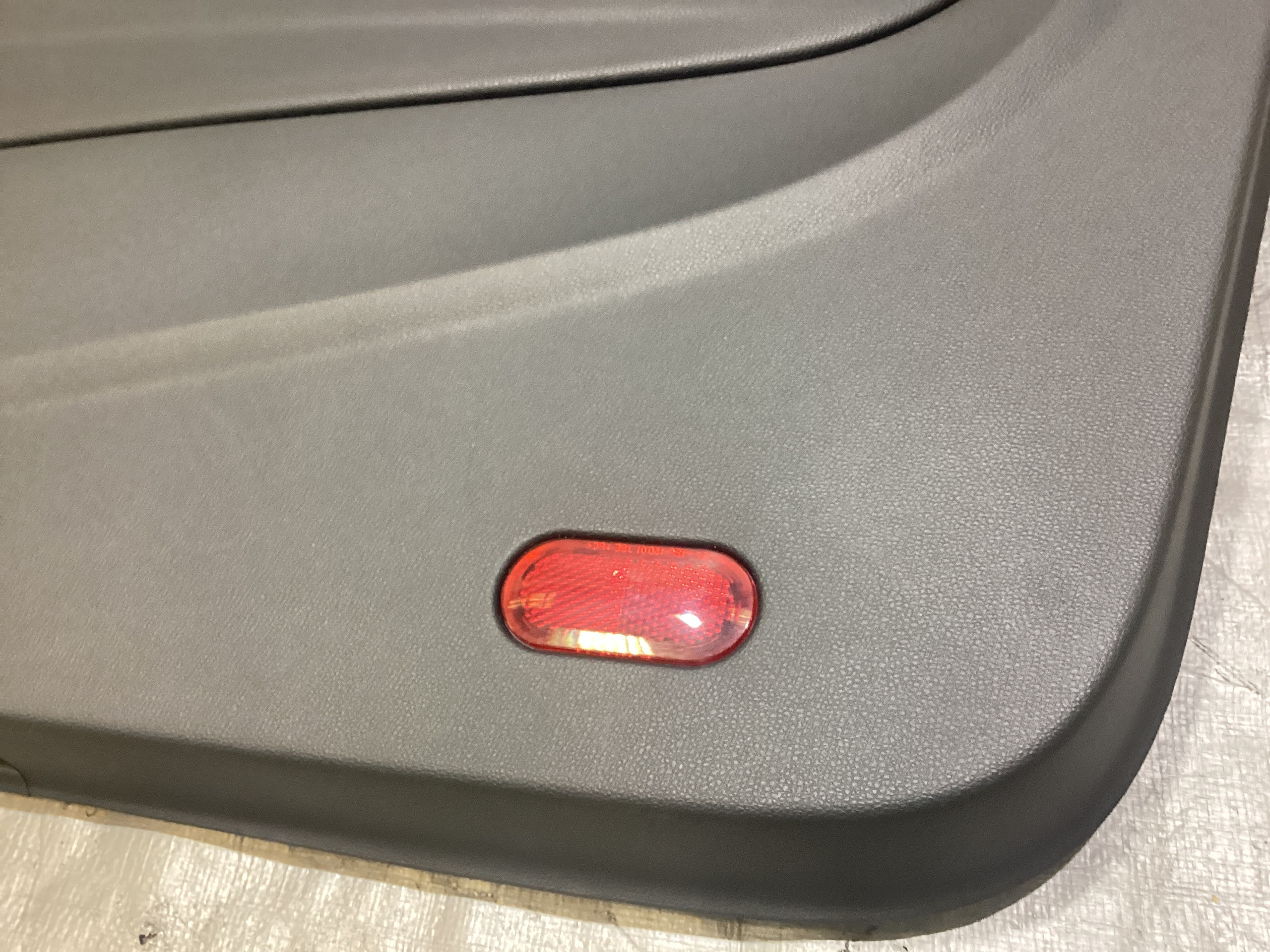 2012-2019 Volkswagen Beetle Interior Door Panels / Pair / Piano Black / Leatherette / VB011 - Image 20