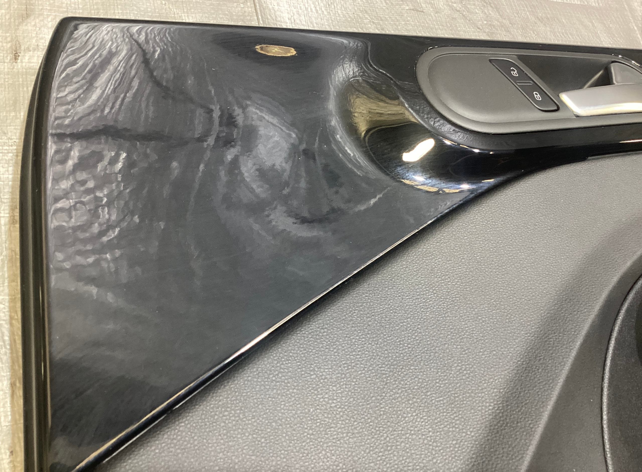 2012-2019 Volkswagen Beetle Interior Door Panels / Pair / Piano Black / Leatherette / VB011 - Image 22