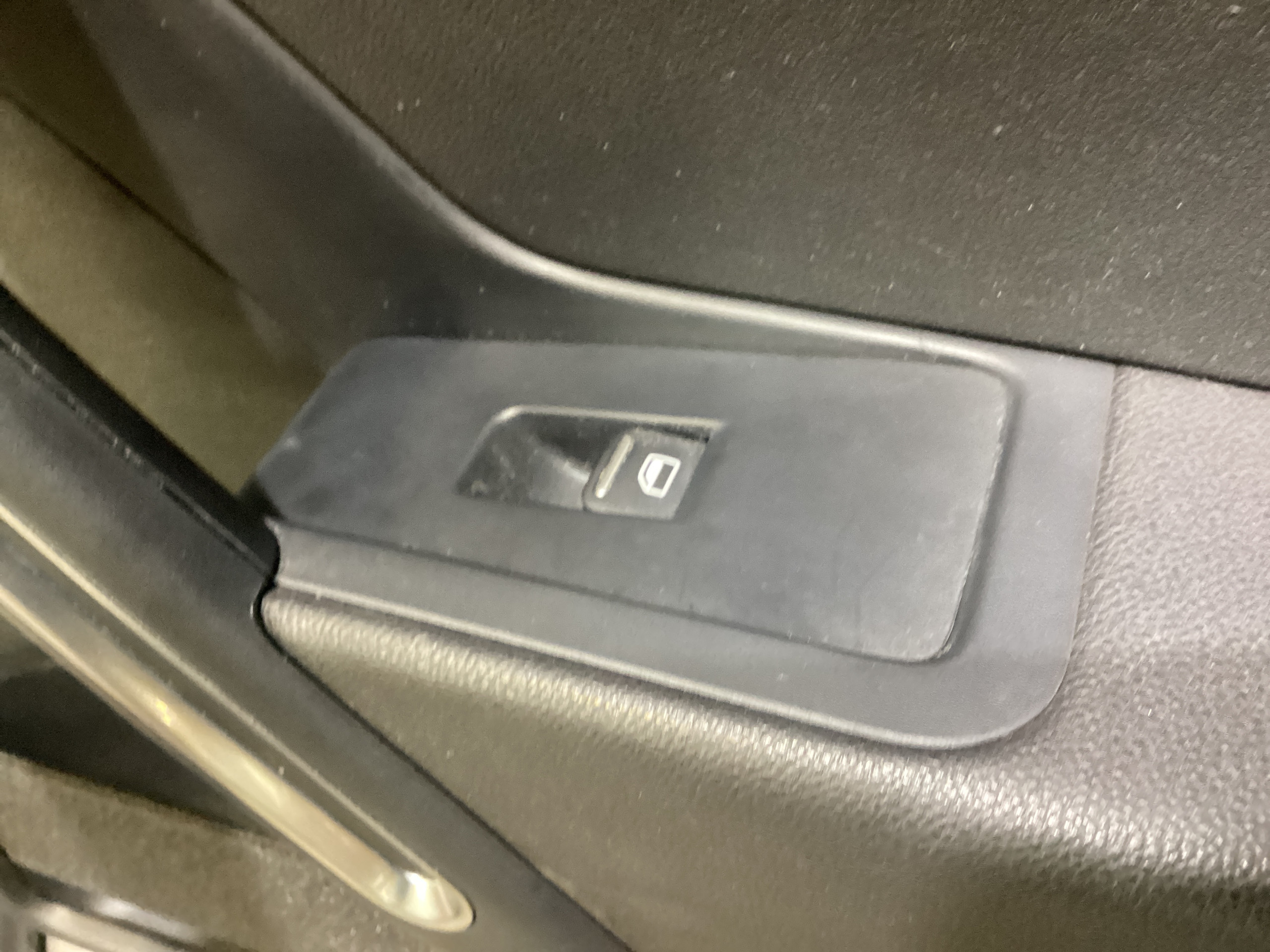 2012-2019 Volkswagen Beetle Interior Door Panels / Pair / Piano Black / Leatherette / VB011 - Image 26