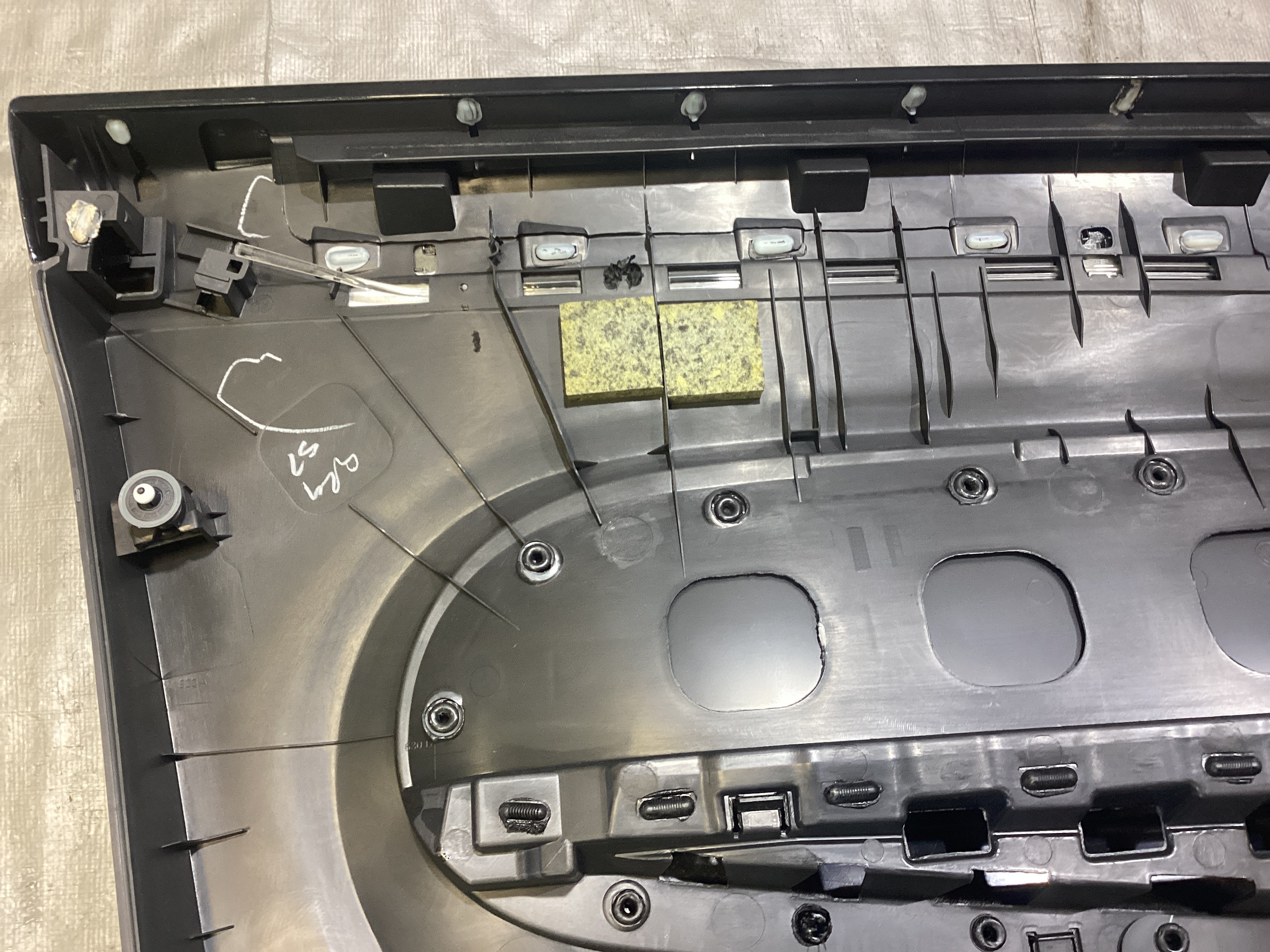 2012-2019 Volkswagen Beetle Interior Door Panels / Pair / Piano Black / Leatherette / VB011 - Image 31
