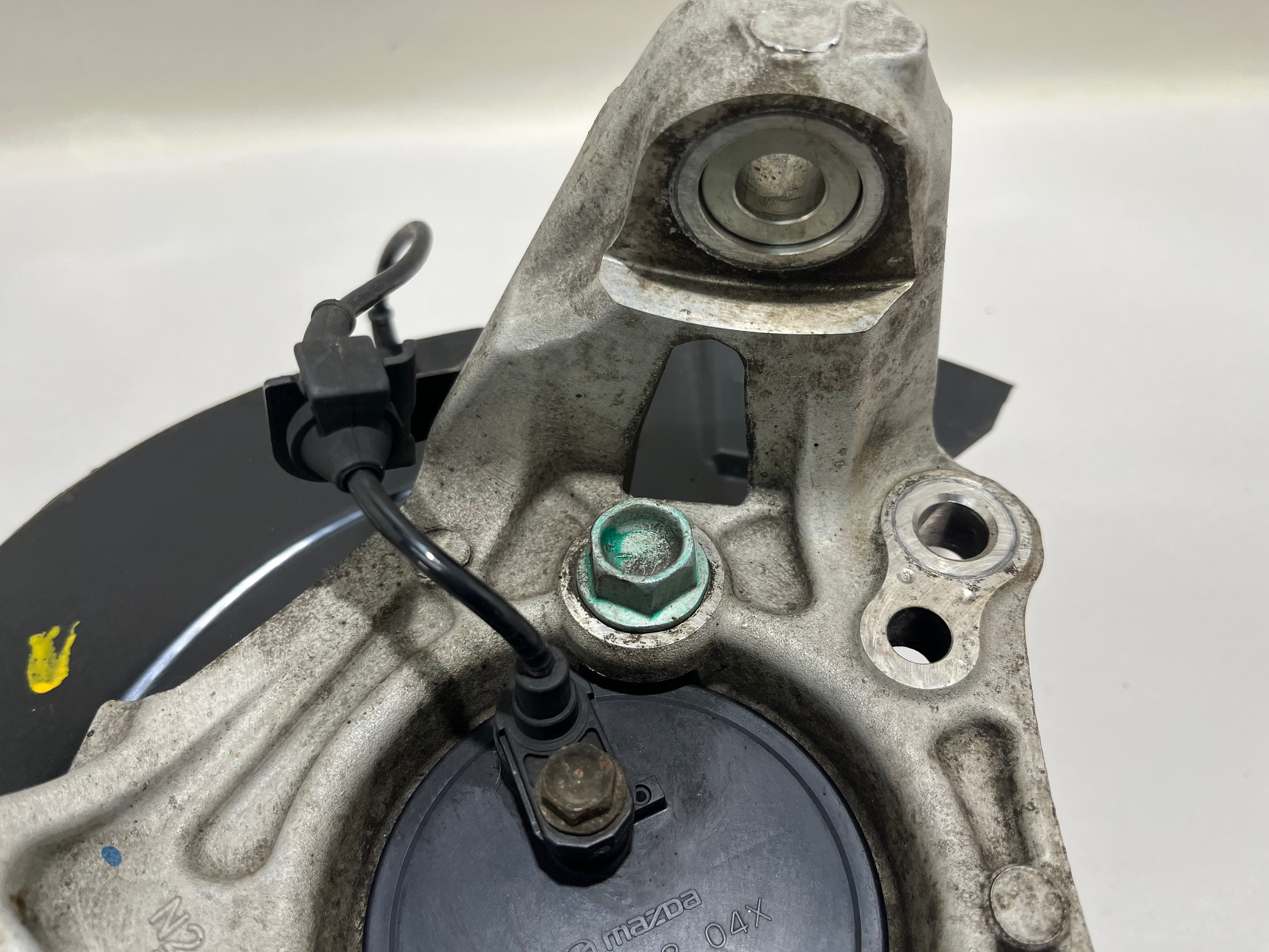 2017-2020 Fiat 124 Spider Passenger Front Spindle Hub / Knuckle / 97k / FD009 - Image 8