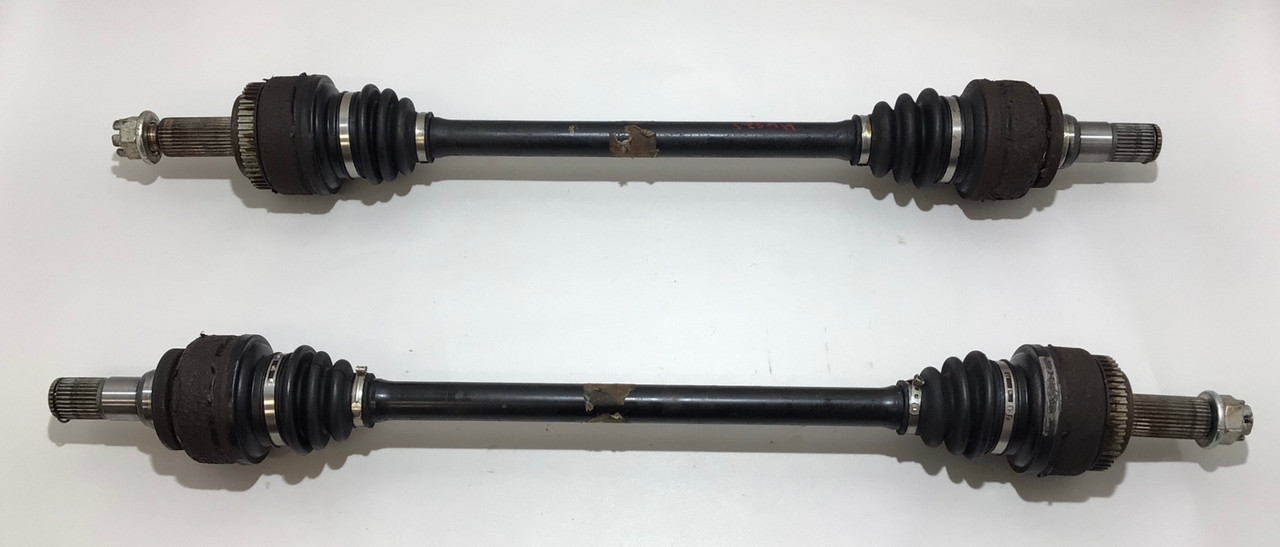2013-2016 Hyundai Genesis Coupe Rear Axle Half Shafts / Pair / Automatic / 116K HG023