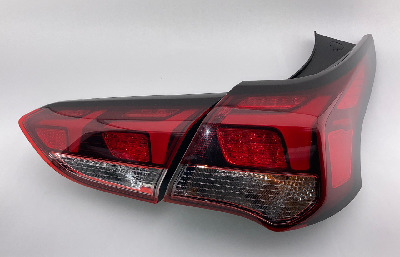 2019-2022 Hyundai Veloster N Passenger Side Tail Light w/ Inner Reverse Tail Light / HV011