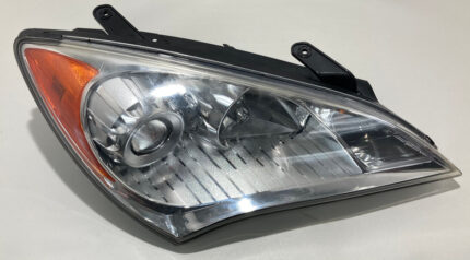 2010-2012 Hyundai Genesis Coupe Passenger Side Headlight / Halogen /   HG027
