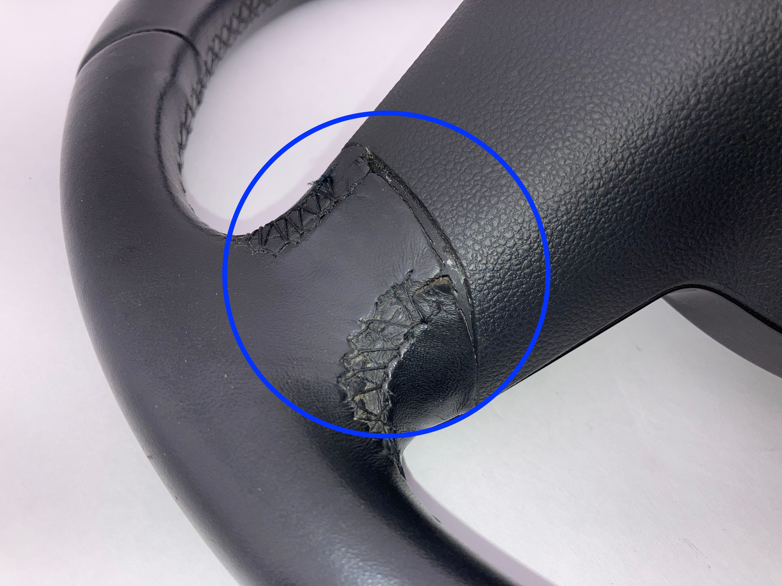 2012-2019 Volkswagen Beetle Leather Steering Wheel w/ Trim / Manual / VB012 - Image 15