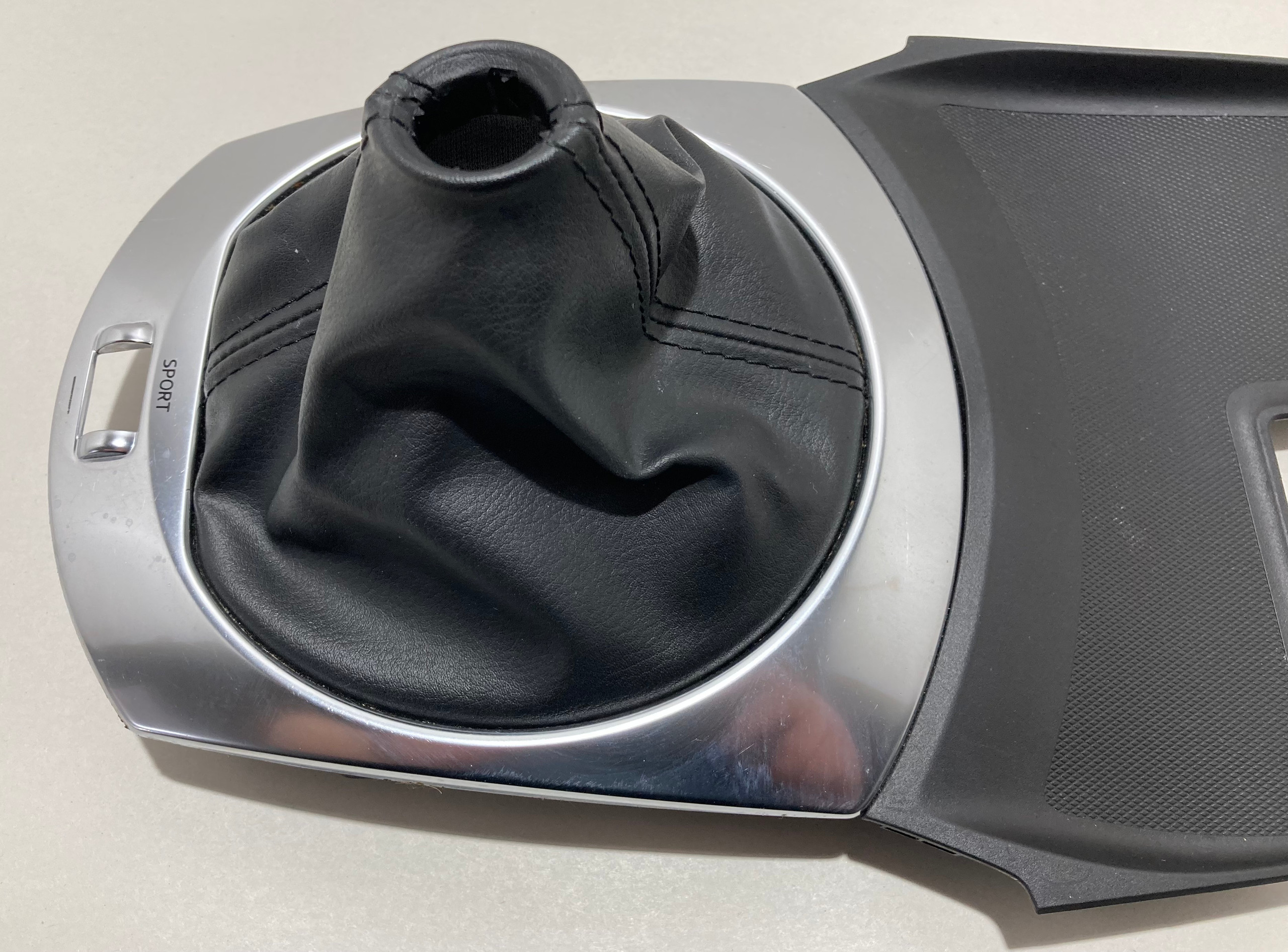 2017-2020 Fiat 124 Spider Abarth Manual Shift Boot w/ Trim Surround - Image 9