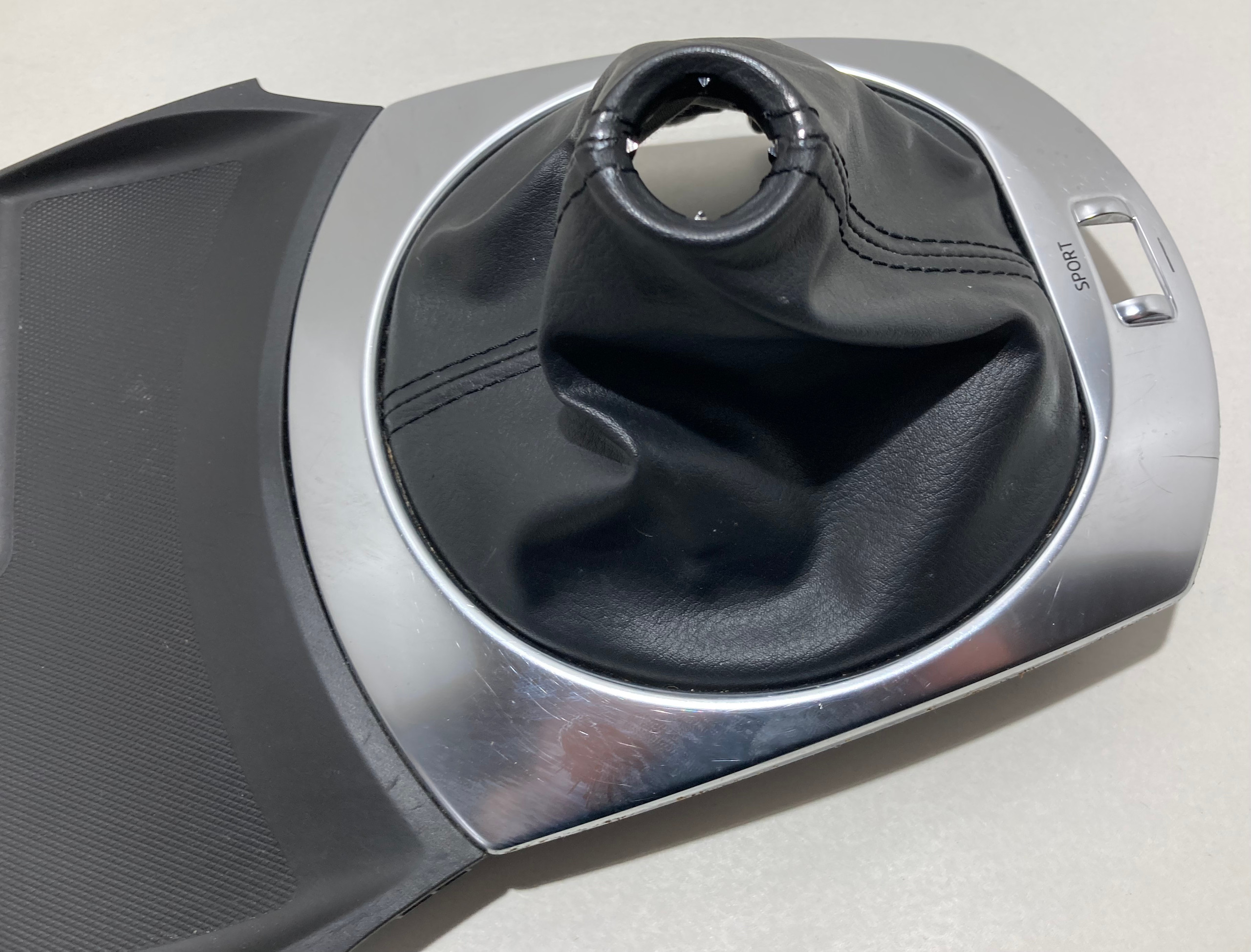 2017-2020 Fiat 124 Spider Abarth Manual Shift Boot w/ Trim Surround - Image 4