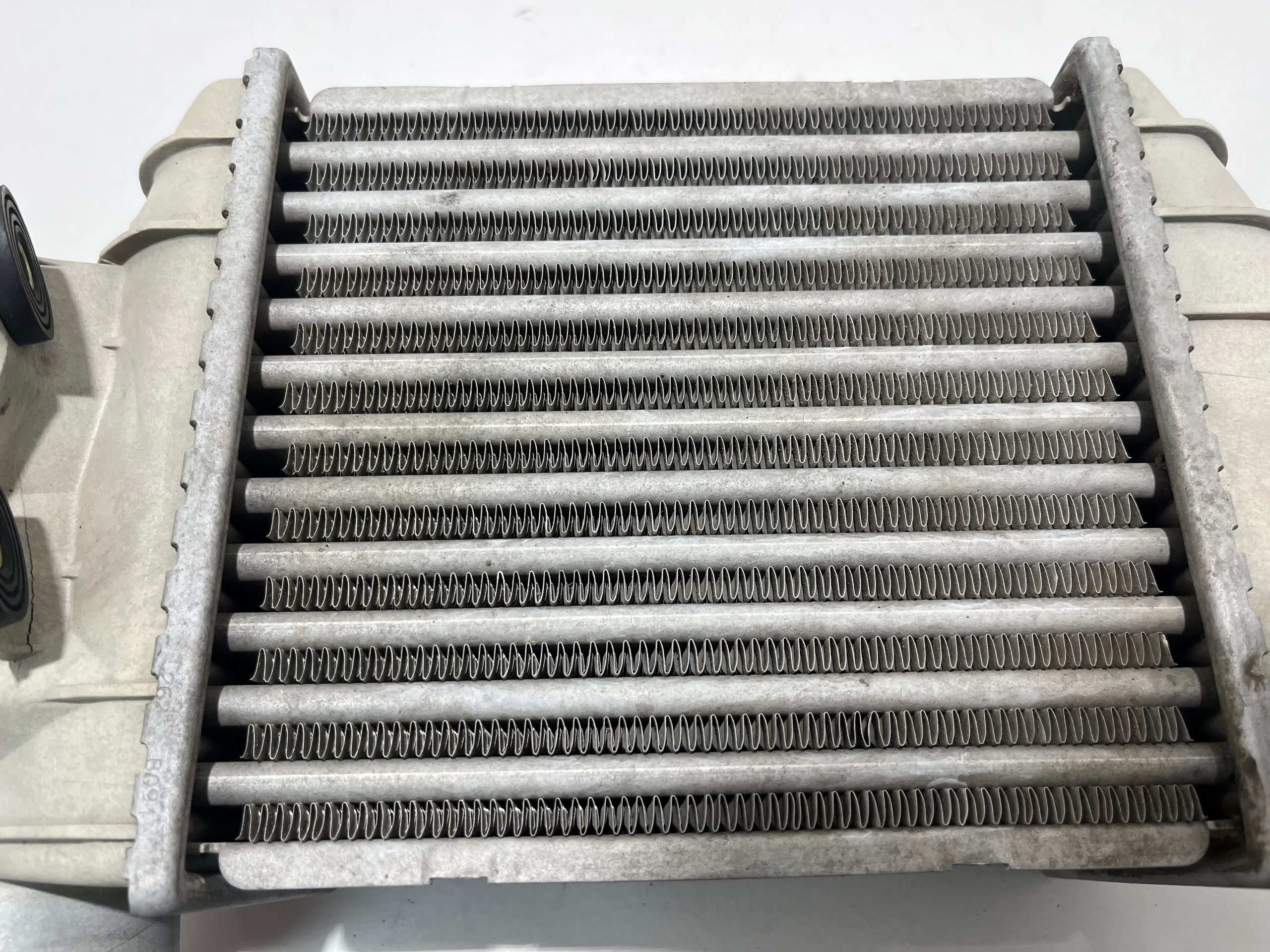 2001-2006 Audi TT 180hp 1.8l OEM Intercooler / T1036 - Image 12