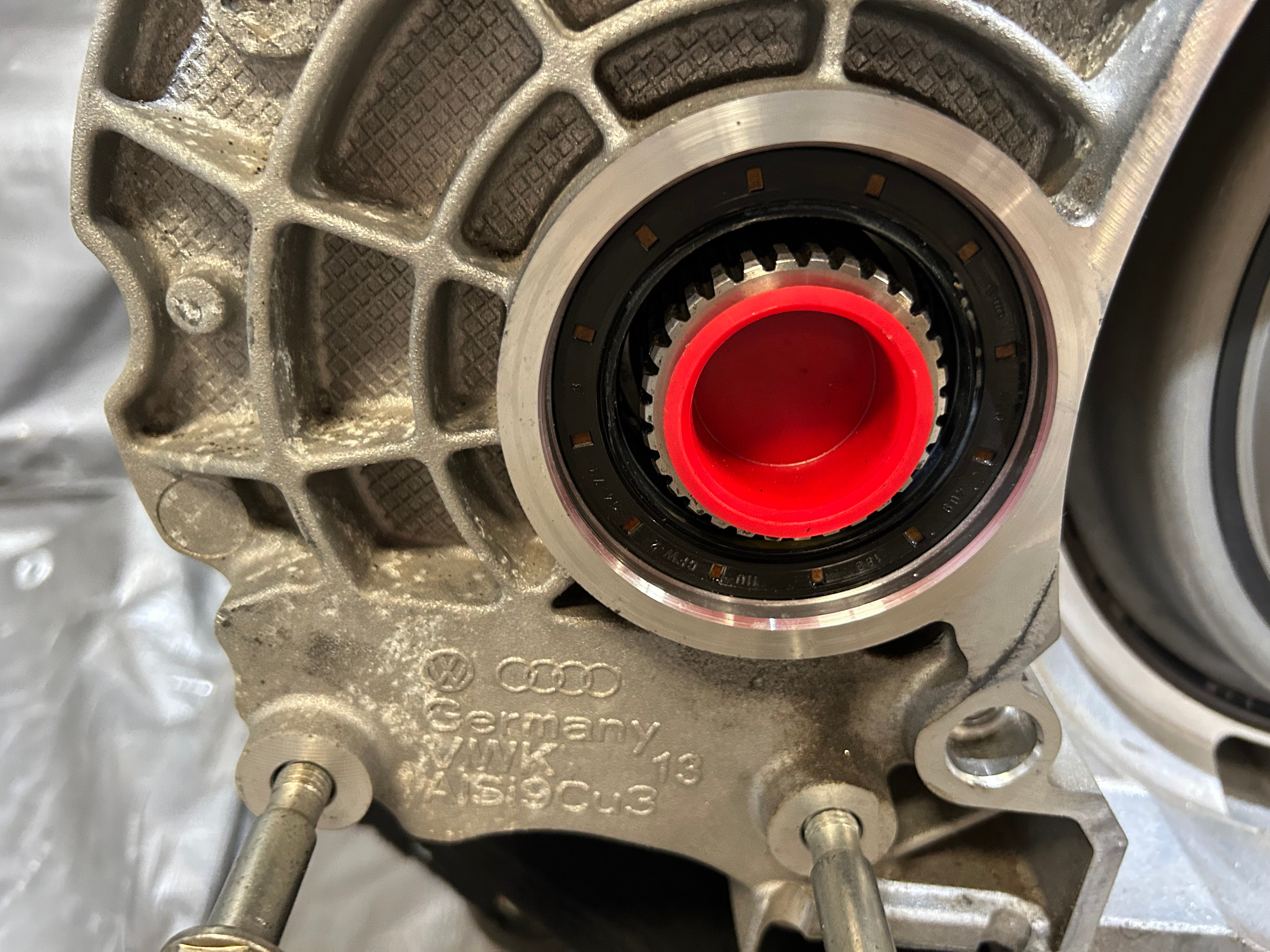 2016-2017 Audi TT Quattro DSG Automatic Transmission / RGD / T3002 - Image 3