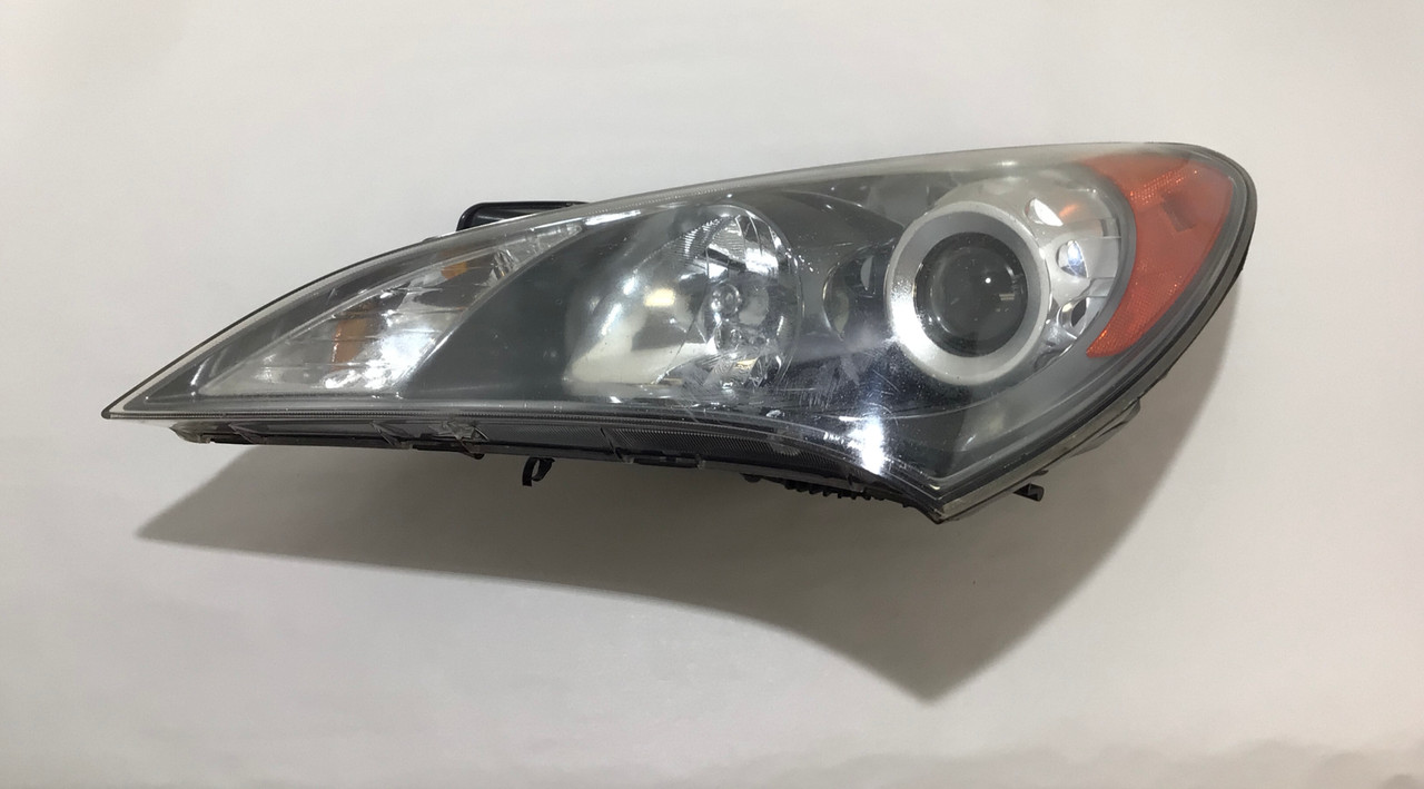 2010-2012 Hyundai Genesis Coupe Driver Headlight / Xenon HID / OEM / HG011