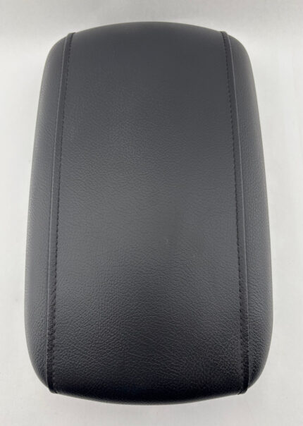 2010-2012 Hyundai Genesis Coupe Black Leather Center Console Armrest Lid /   HG033