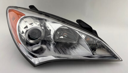 2010-2012 Hyundai Genesis Coupe Passenger Side Headlight / Xenon HID / Aftermarket /   HG033
