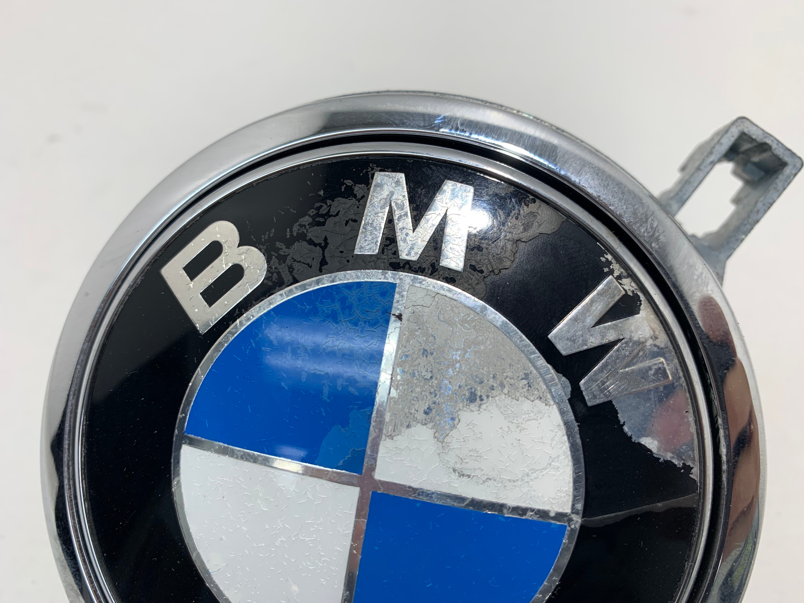 2004-2010 BMW 6 Series Trunk Latch / Badge / OEM / M6002 - Image 5