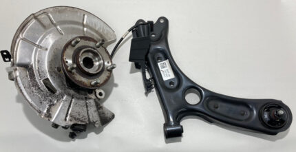 2019-2022 Hyundai Veloster N Passenger Front Knee / Spindle Hub w/ Control Arm / 71K HV010
