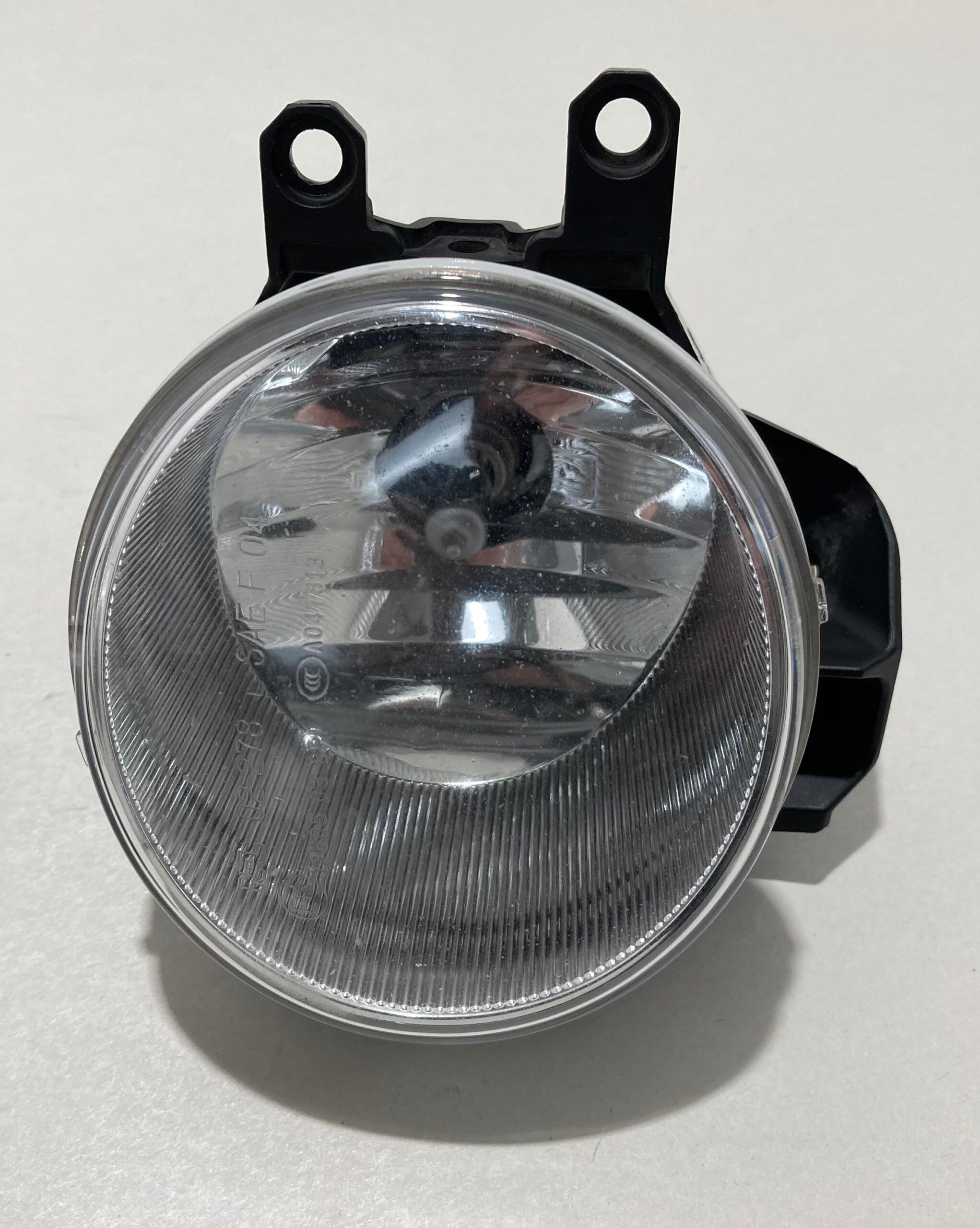 2016-2023 Toyota Tacoma OEM Front Bumper Mounted Fog Lights / Pair - Image 3