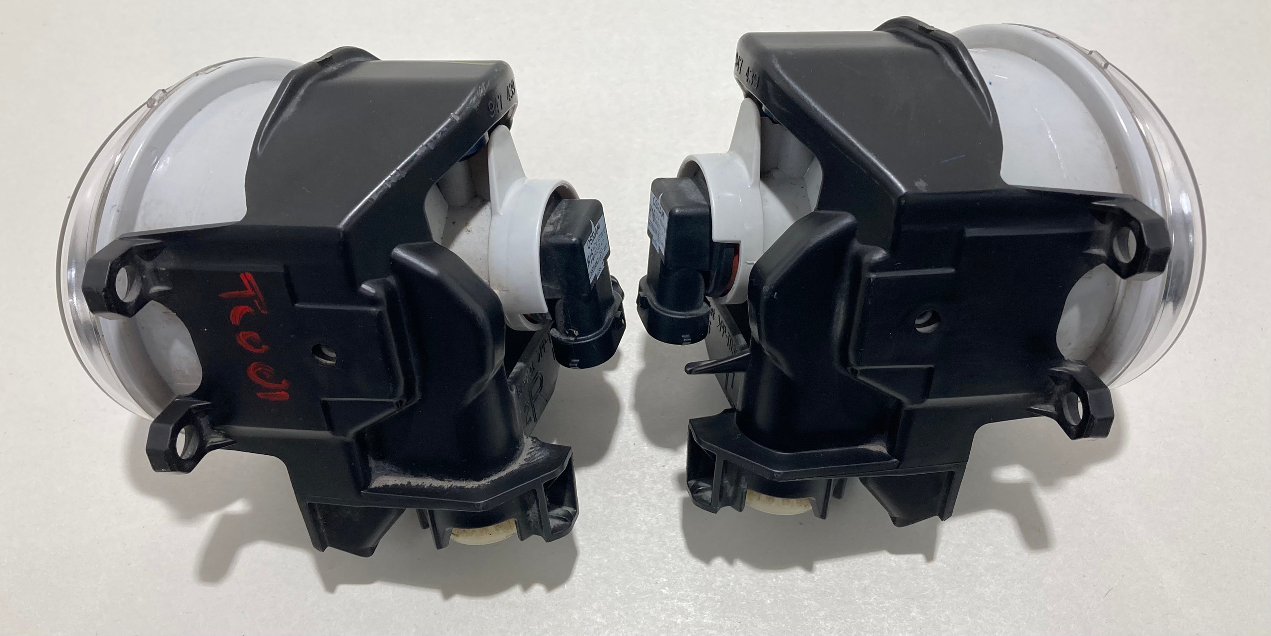 2016-2023 Toyota Tacoma OEM Front Bumper Mounted Fog Lights / Pair - Image 8