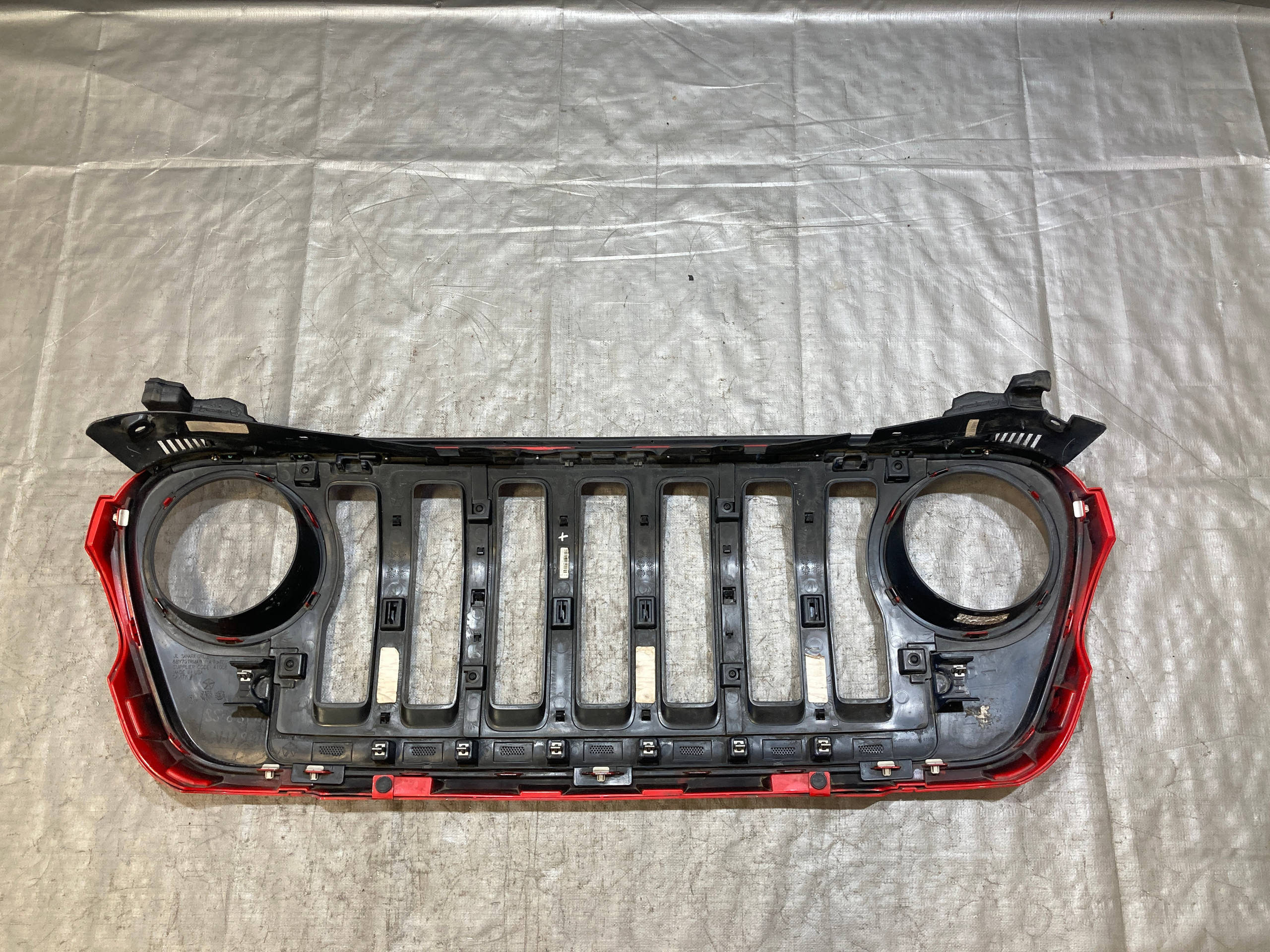 2018-2021 Jeep Wrangler JL OEM Grille Assembly / Firecracker Red JL011 - Image 11