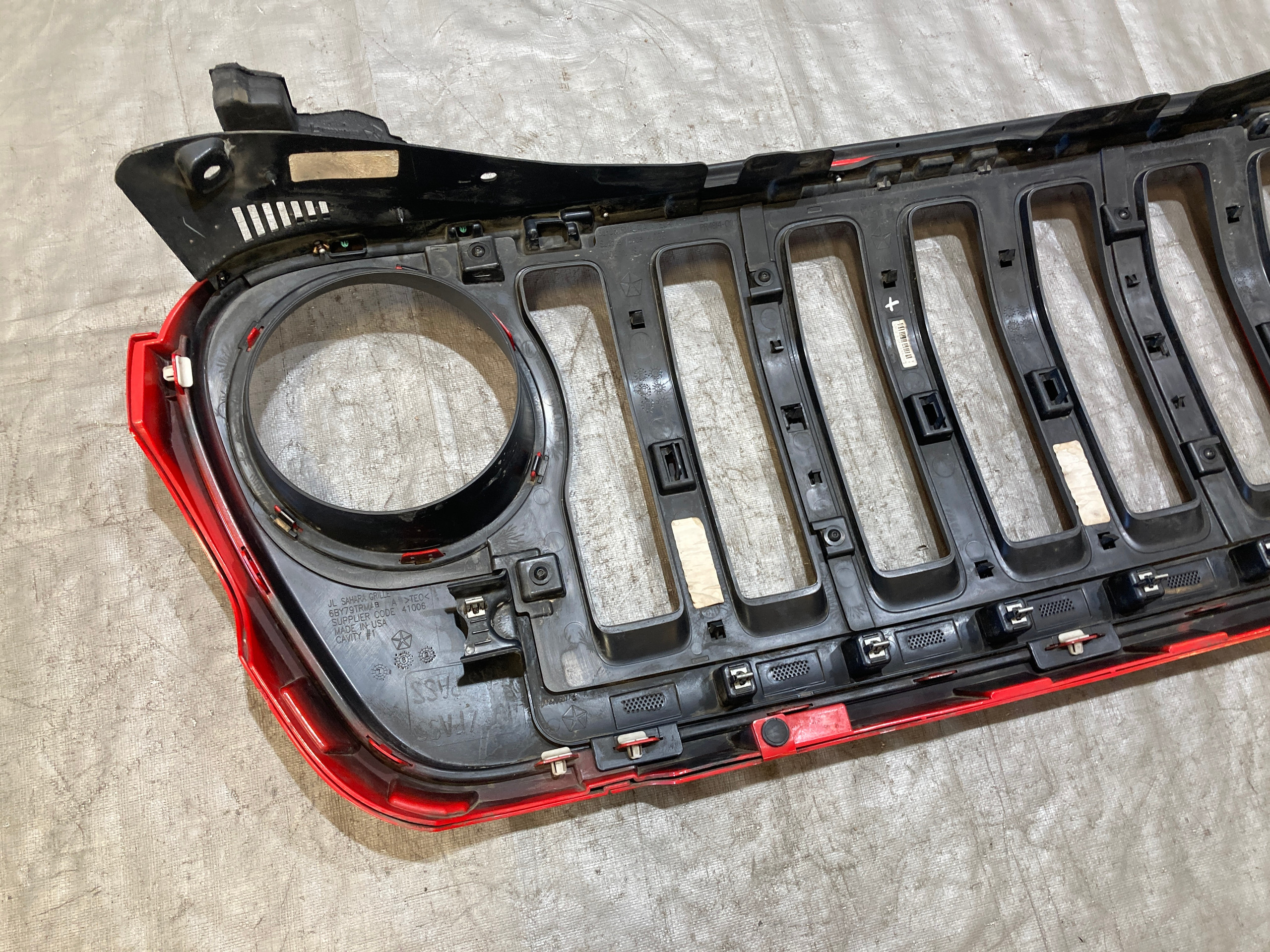 2018-2021 Jeep Wrangler JL OEM Grille Assembly / Firecracker Red JL011 - Image 14